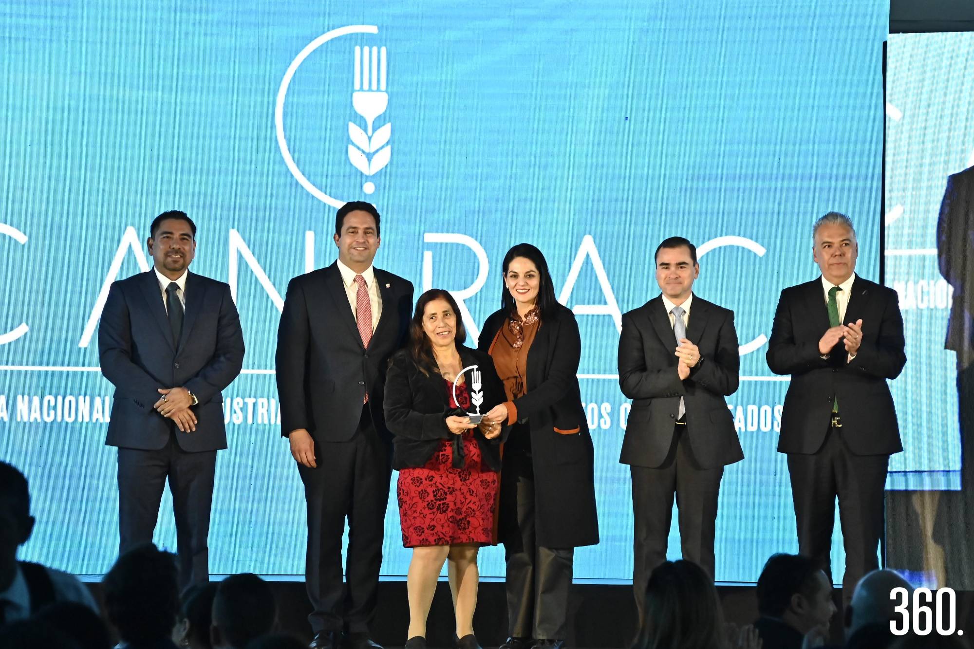 $!Ofelia Aguirre de Sol y Luna.