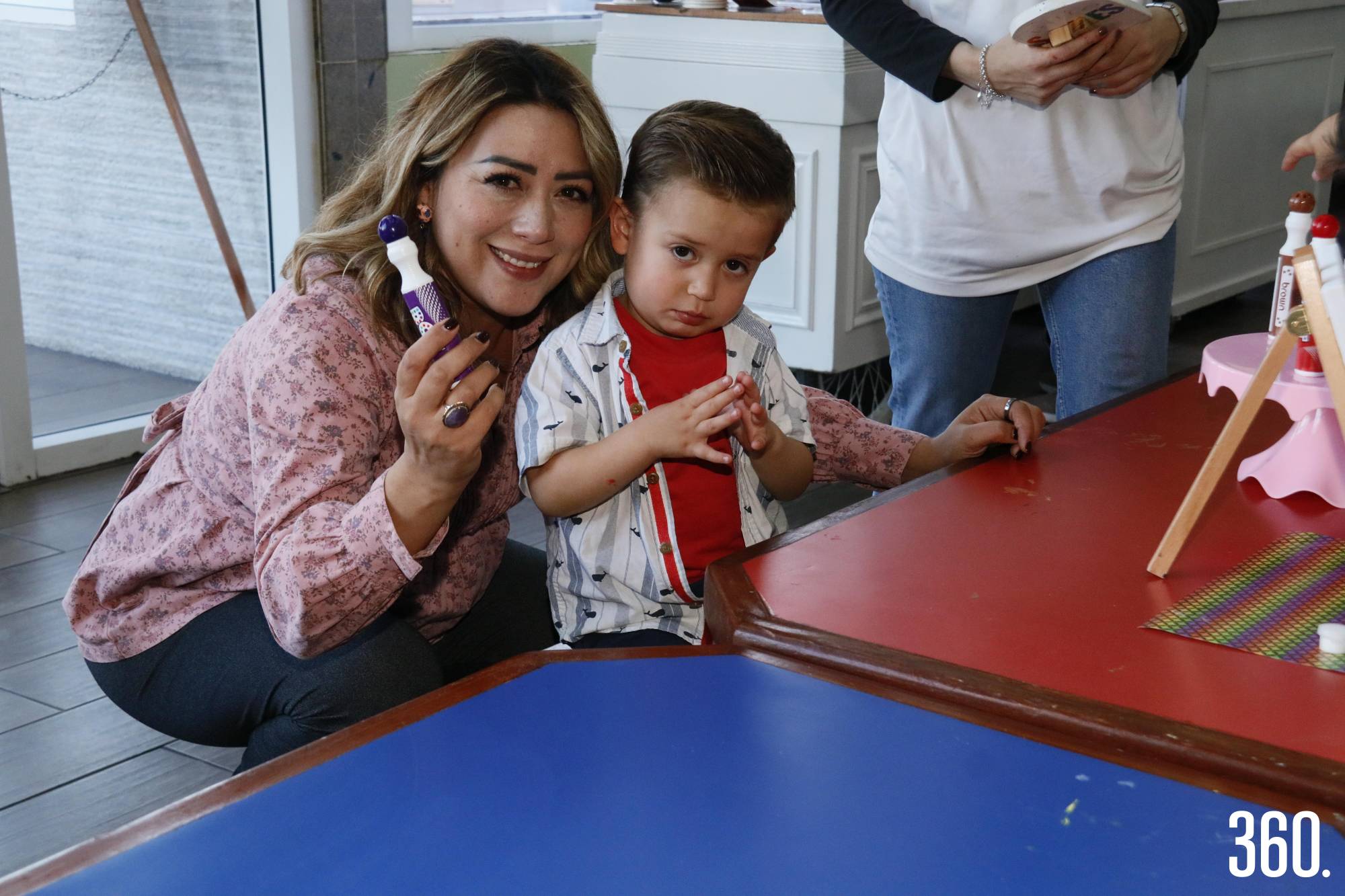 $!Diana Mendoza con su hijo Marcelo Gutiérrez.