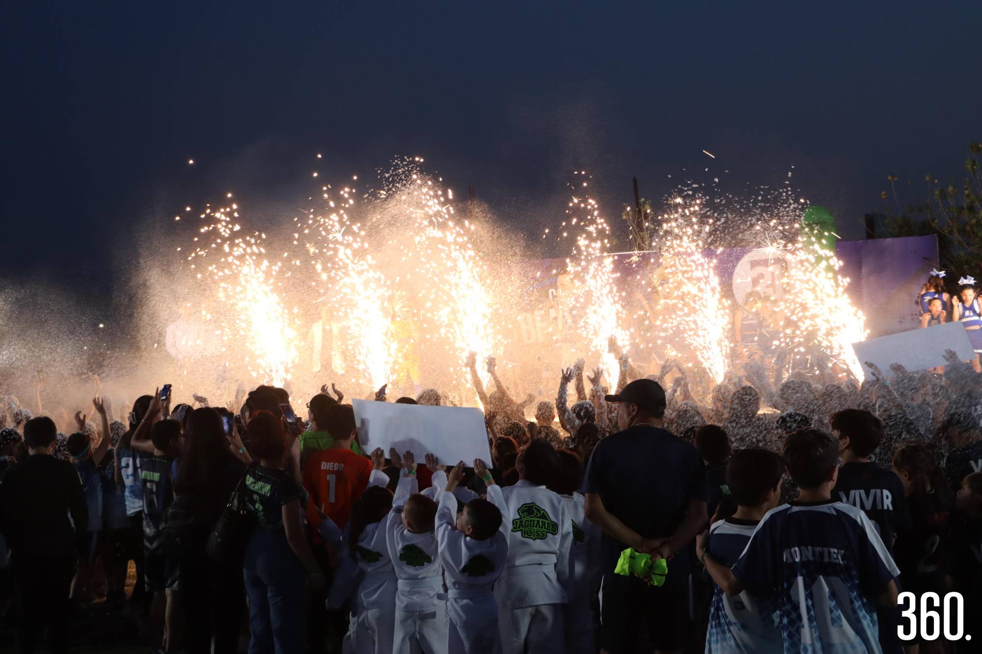 $!La ceremonia concluyó entre emoción y expectativa por los juegos.
