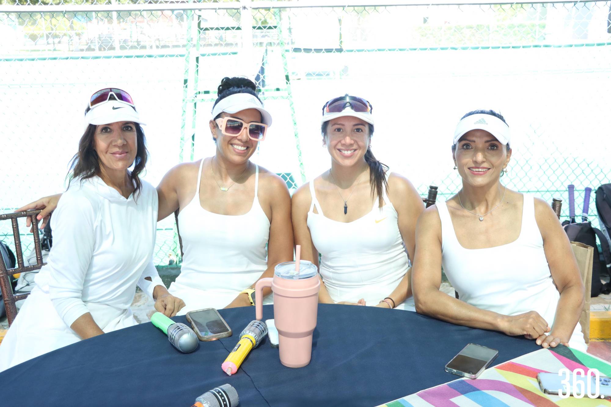 $!Verónica Rivera, Karla Rivera, Estefanía Rivera y Paty Ramírez.