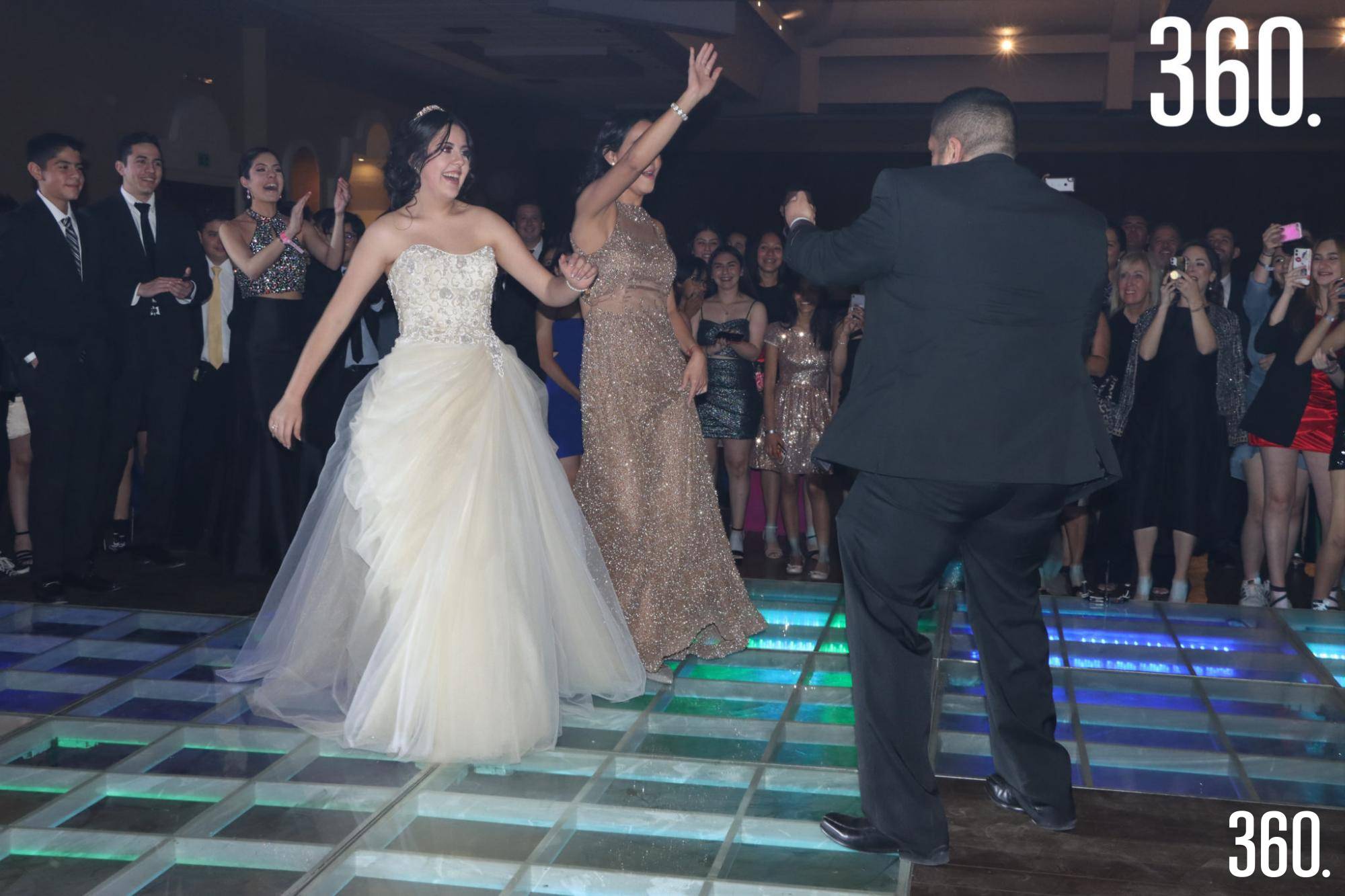 $!Momentos durante la fiesta.