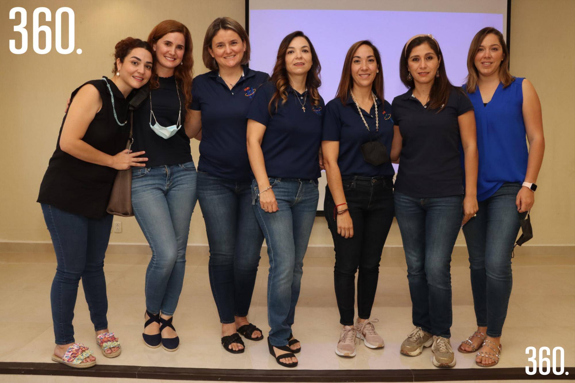 $!Marifer Saro, Ana Paula Ramos, Ceci Blanco, Ayme Aguirre, Gabriela Cabello, Berenice Riojas y Alejandra Flores integrantes de la dircetiva del Club Net Saltillo.