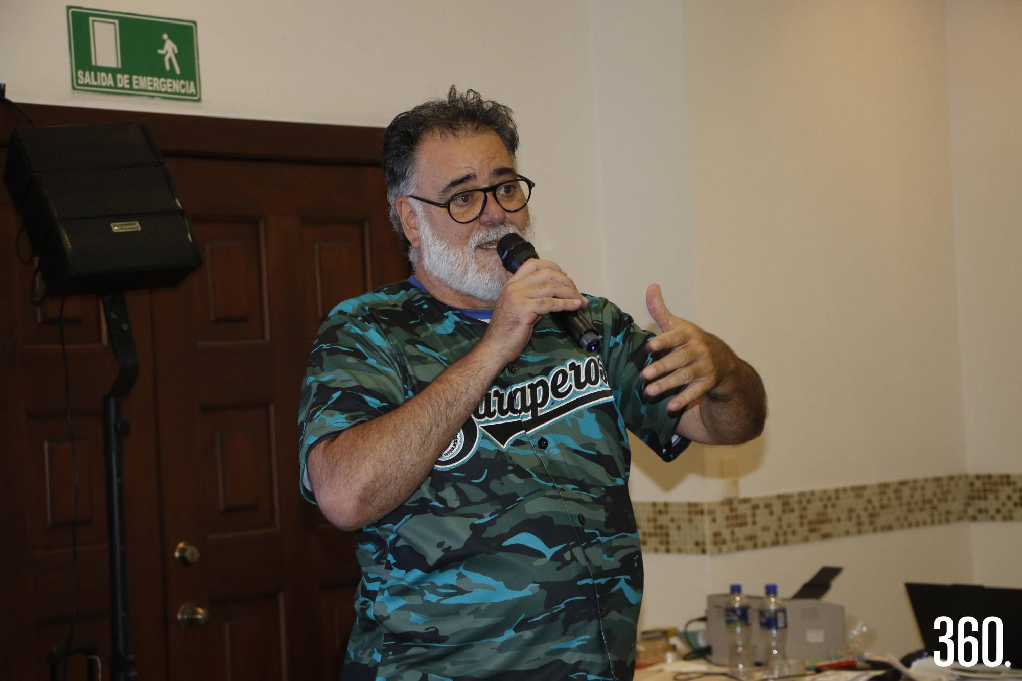 $!Ernesto Anton, Tesorero.