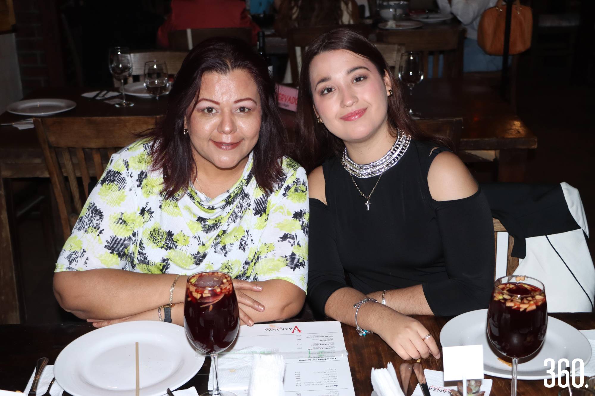 $!Melina Gaona y Nelly Aréchiga.