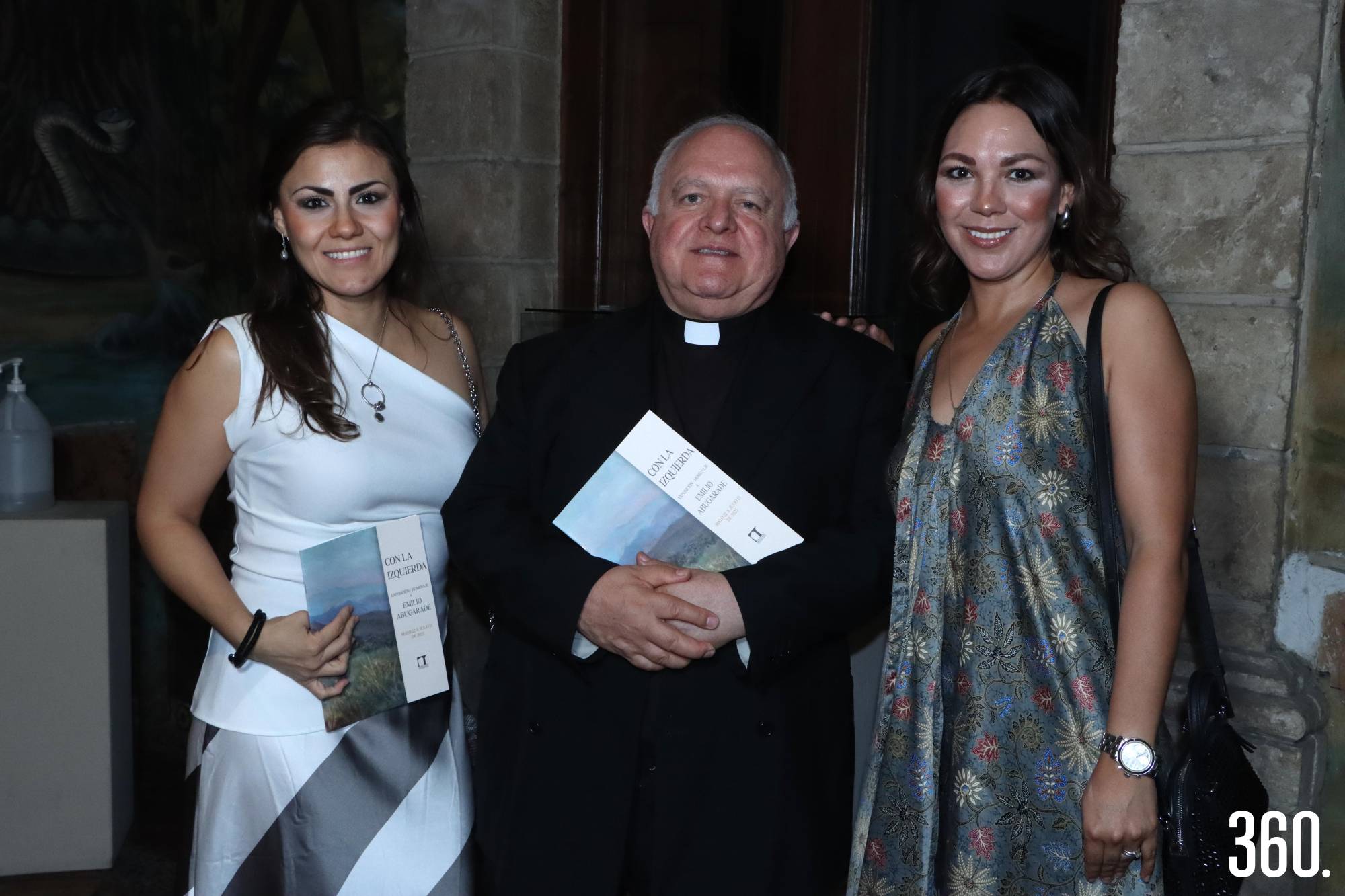 $!Liliana García, padre Carlos Skertchly L.C., y Sandra Pérez.