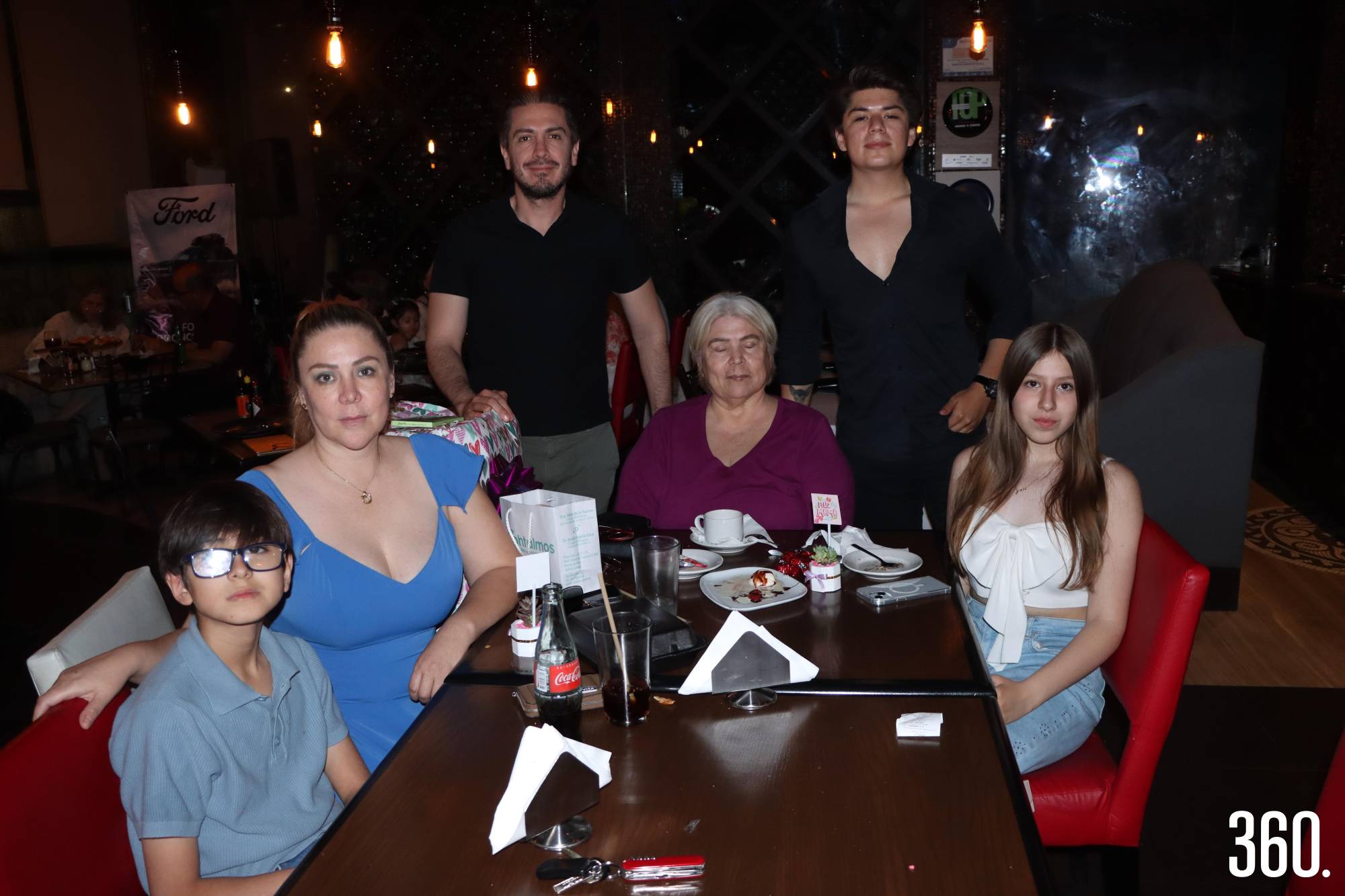 $!Aldo Aguilar, Marcia y Pavel Carrillo, Dora Elizabeth Molina, Carlos Mata y Ana Paula Aguilar.