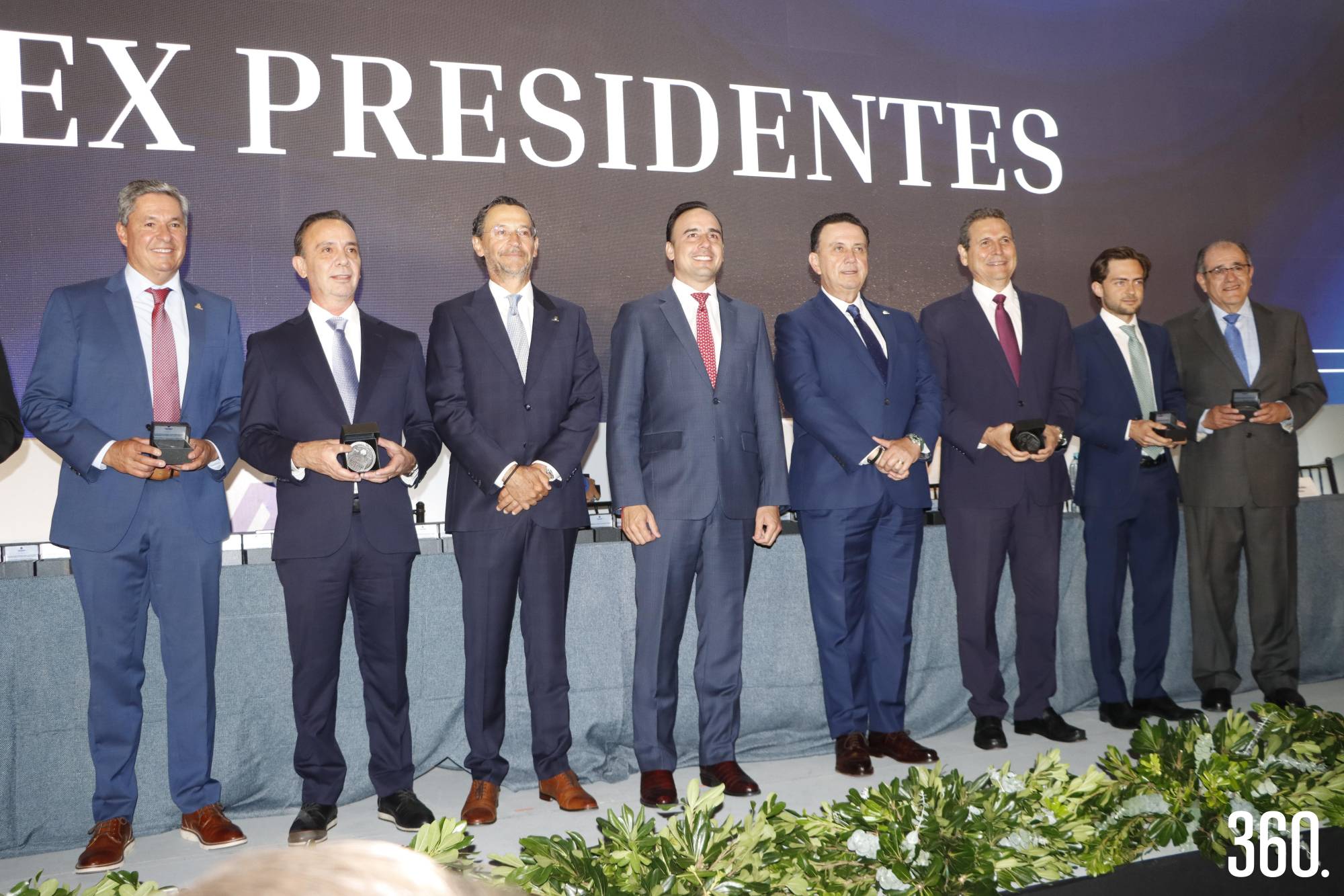 $!Entrega de reconocimientos a expresidentes COPARMEX, con la presencia del gobernador Manolo Jiménez.
