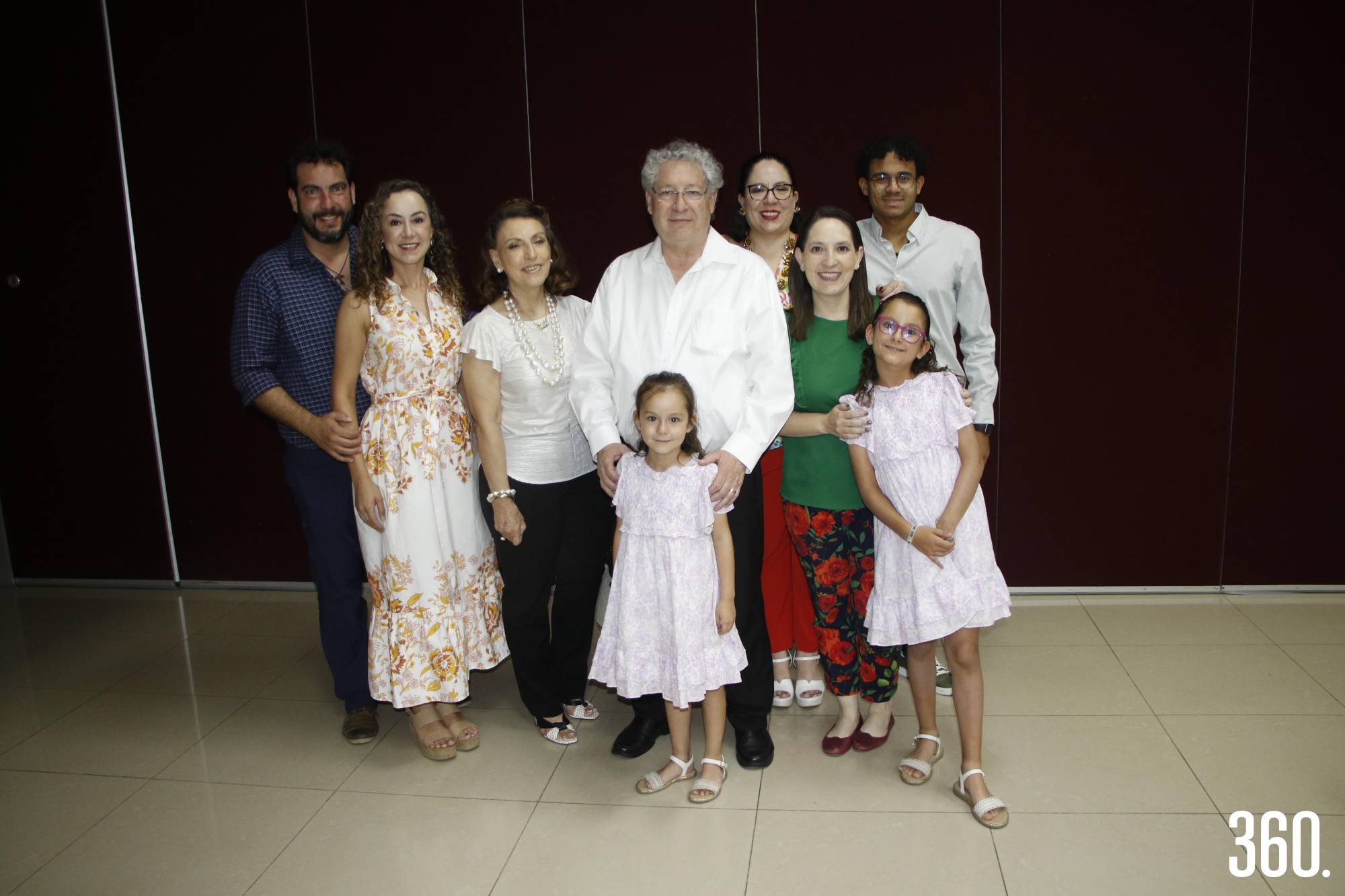 $!Dr. Luis Eduardo Garza y su familia.