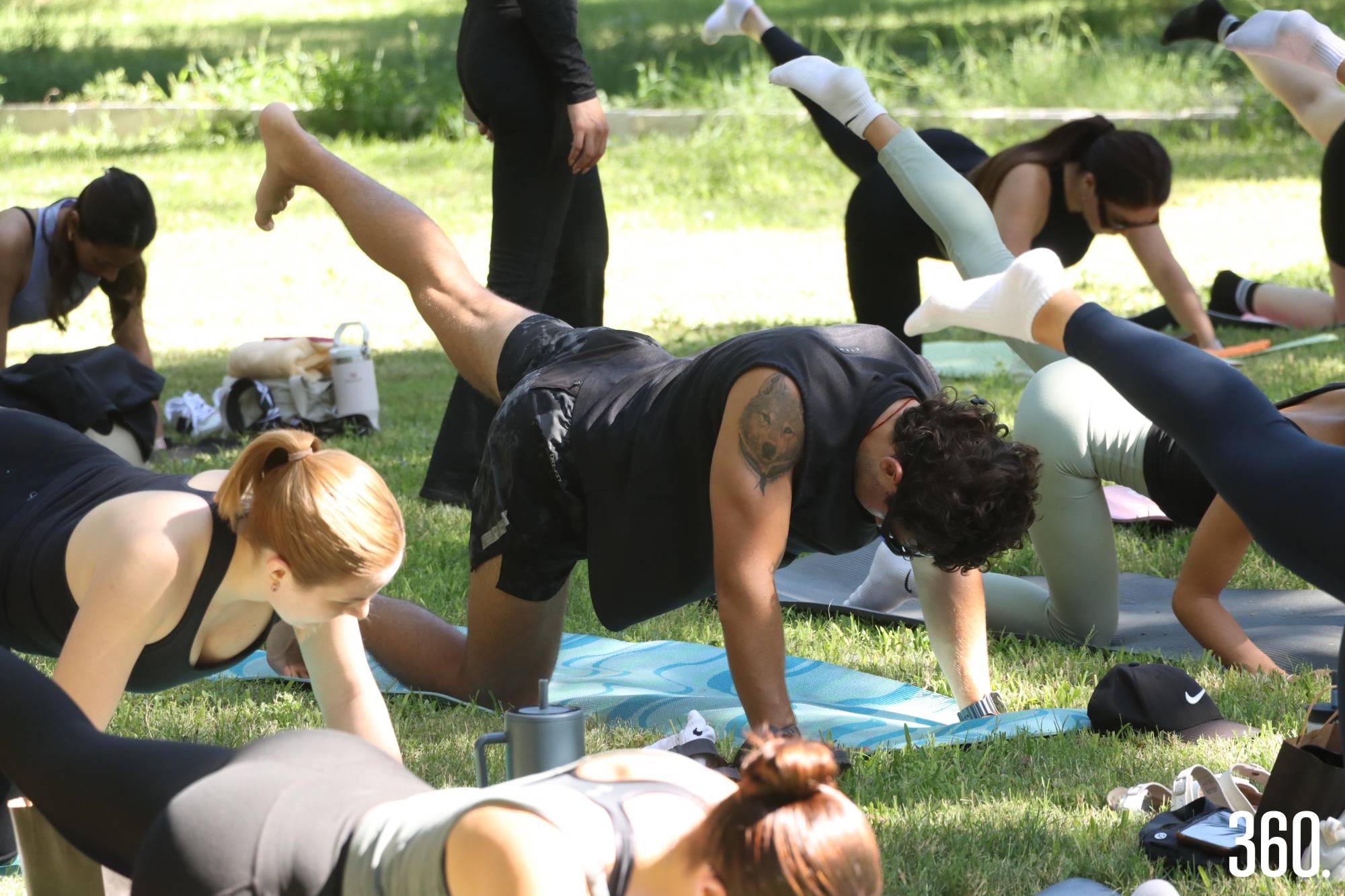 $!Hombres y mujeres participaron en la actividad.
