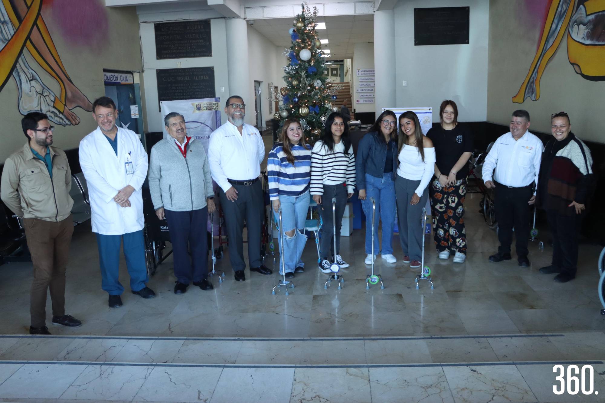 $!Momento de la entrega del equipo.