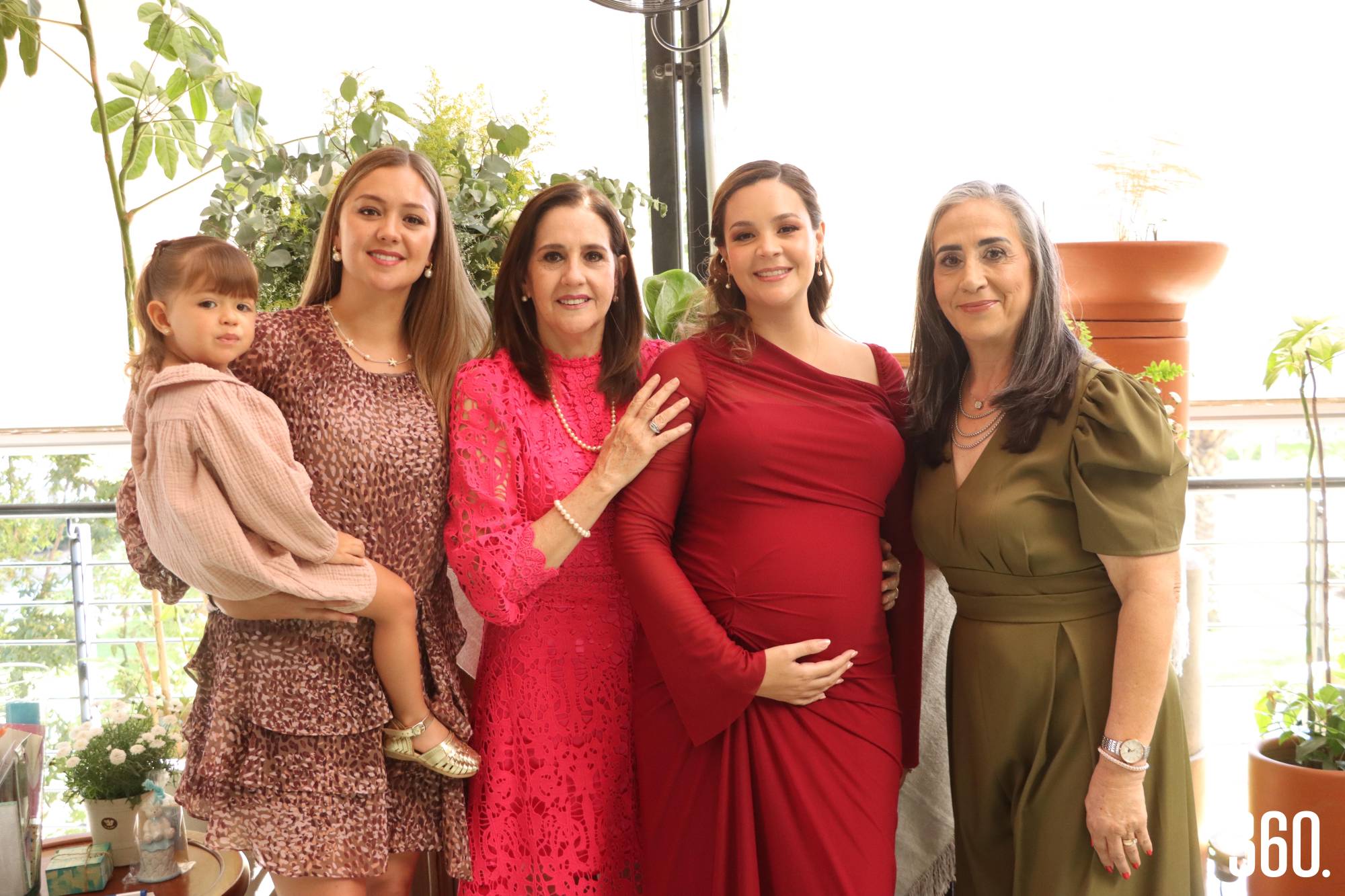 $!Luciana Ortiz, Paty Alatriste, Patricia Flores, Marialy Alatriste y Leticia Espinosa.