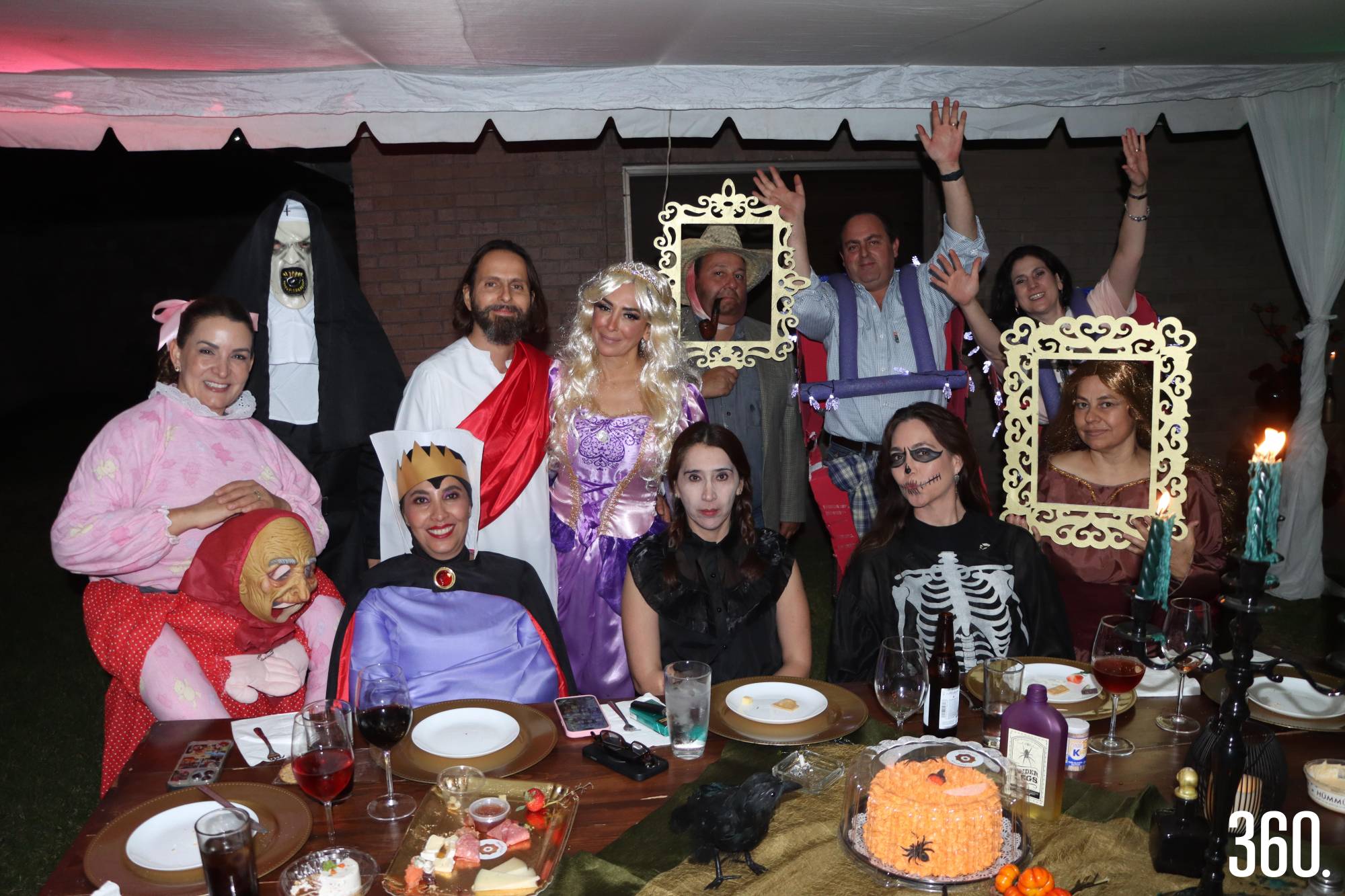 $!Todos los asistentes a la fiesta.