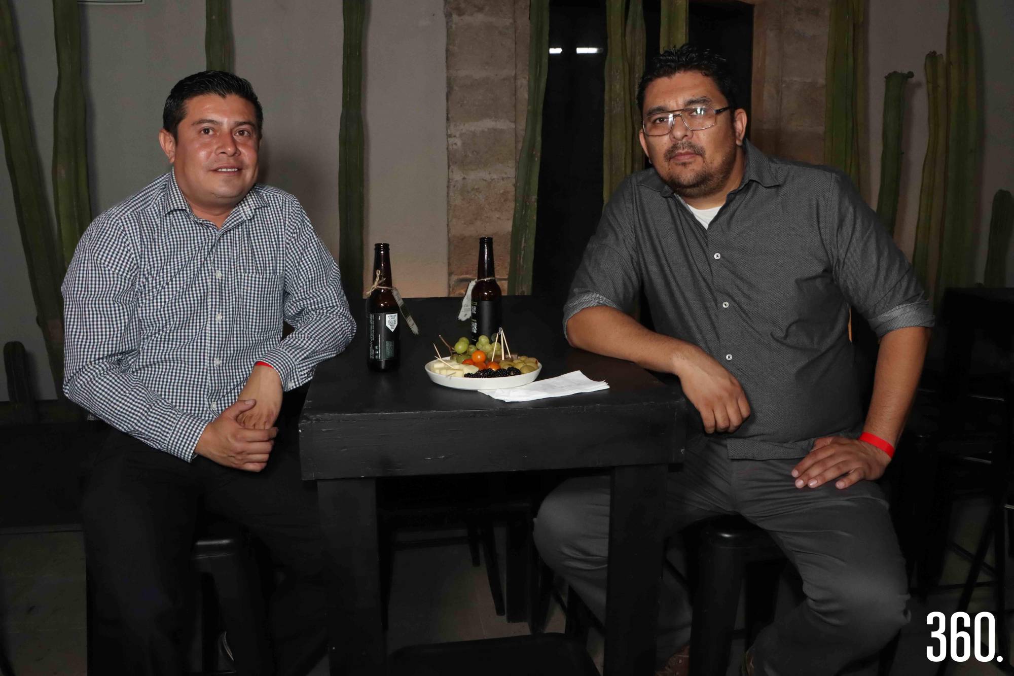 $!Iván Rodríguez y José Luis Hernández.