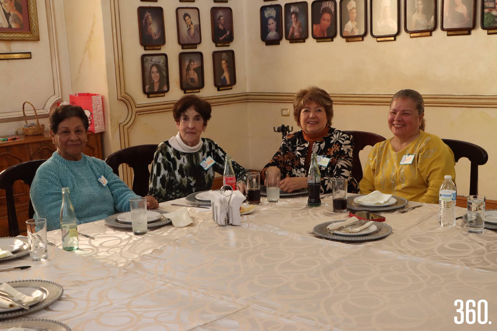 $!Carmita Gallegos, Irma Aurora de Durón, Ana María Mendoza y Esther Uriega.