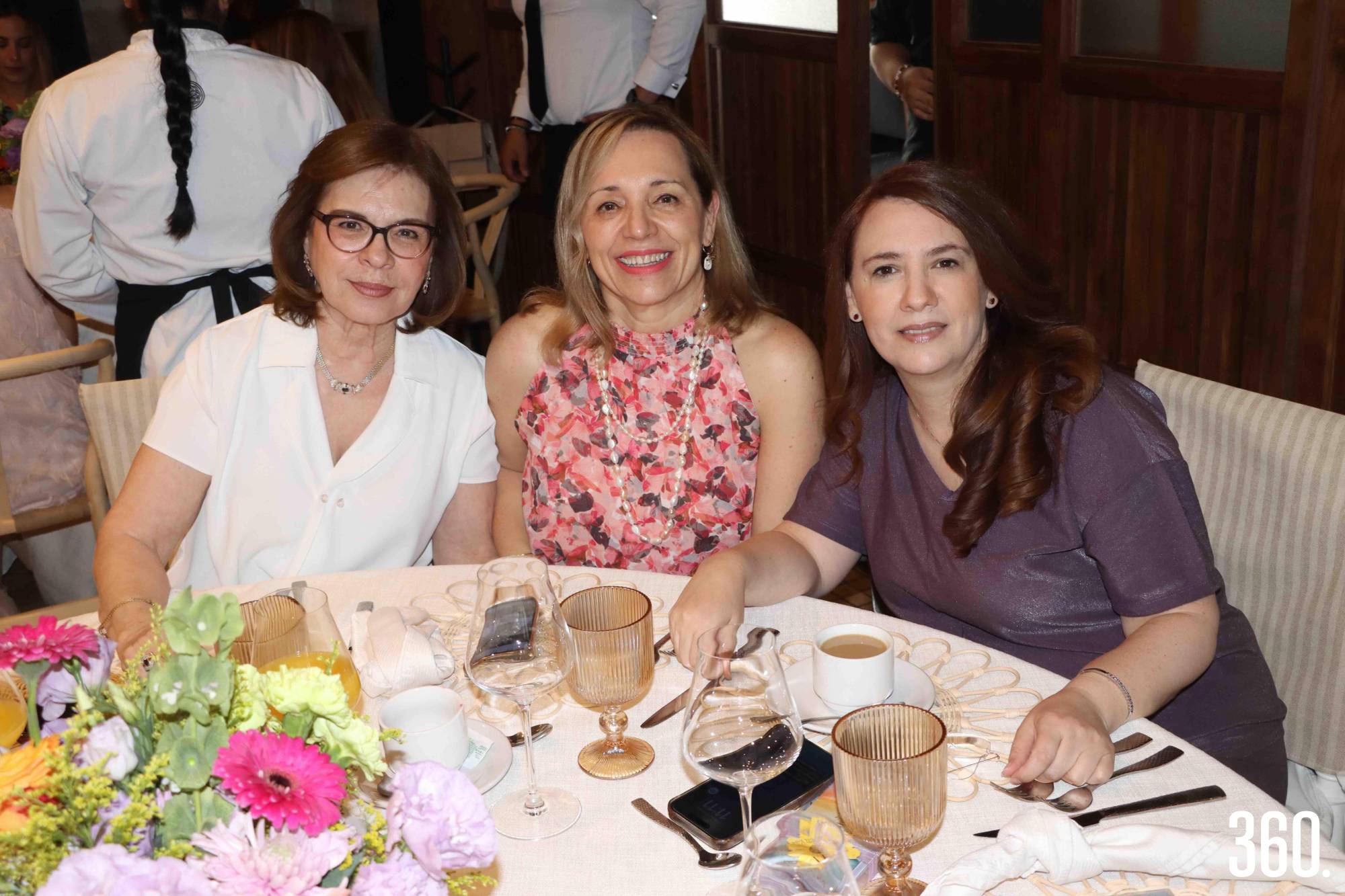 $!Regina Villarreal, Nora García y Pamela de Noemí.