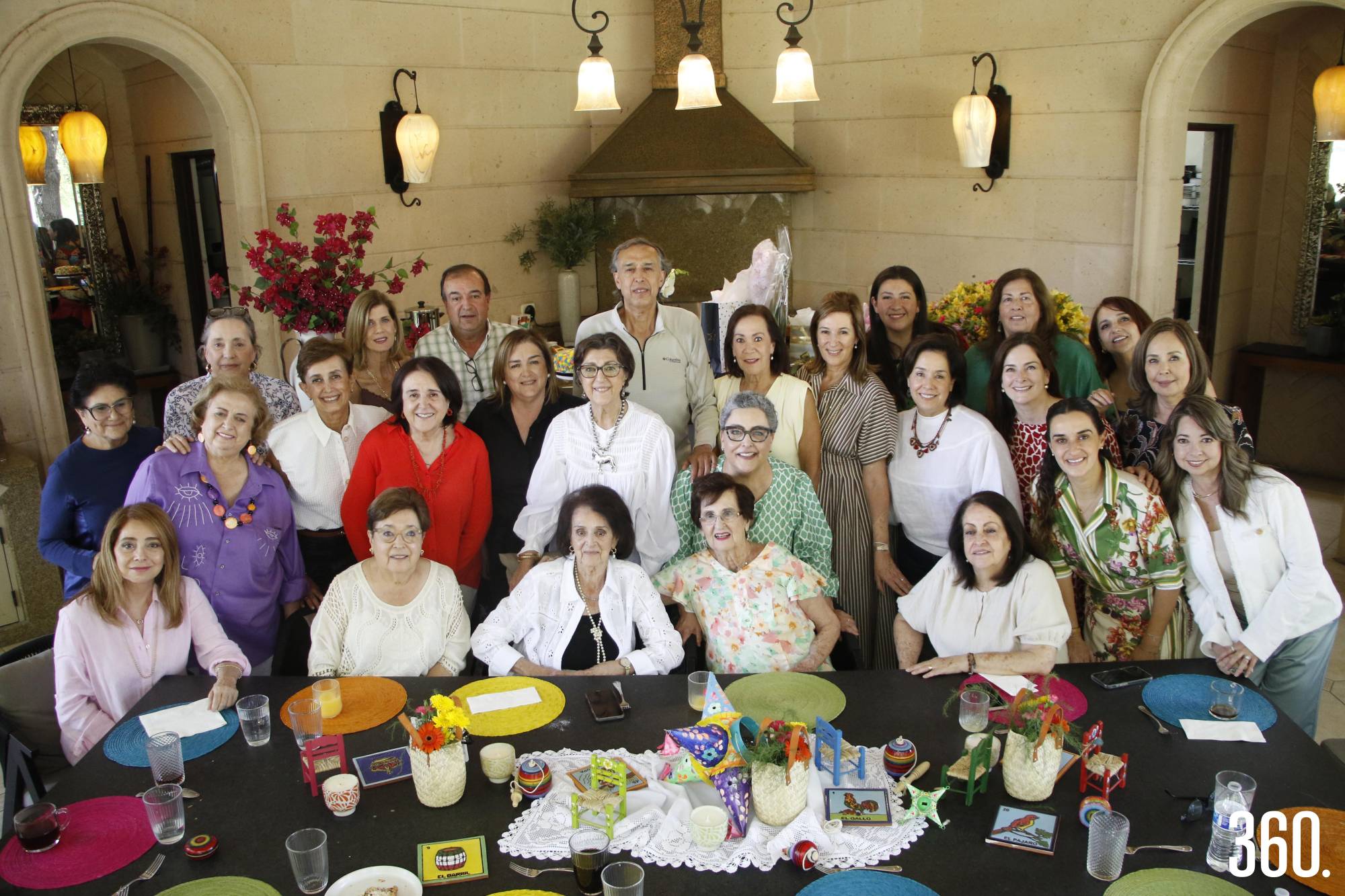 $!Tey junto a sus familiares.
