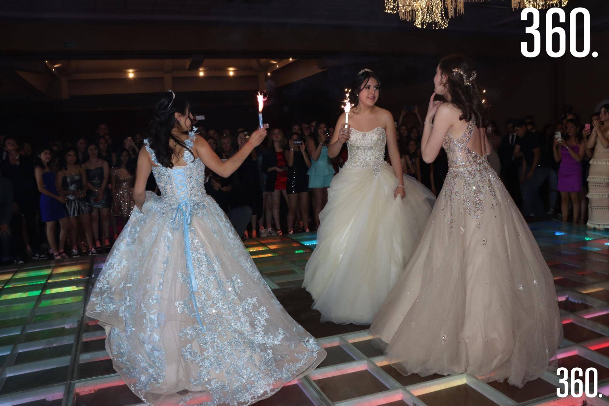 $!Momentos durante la fiesta.