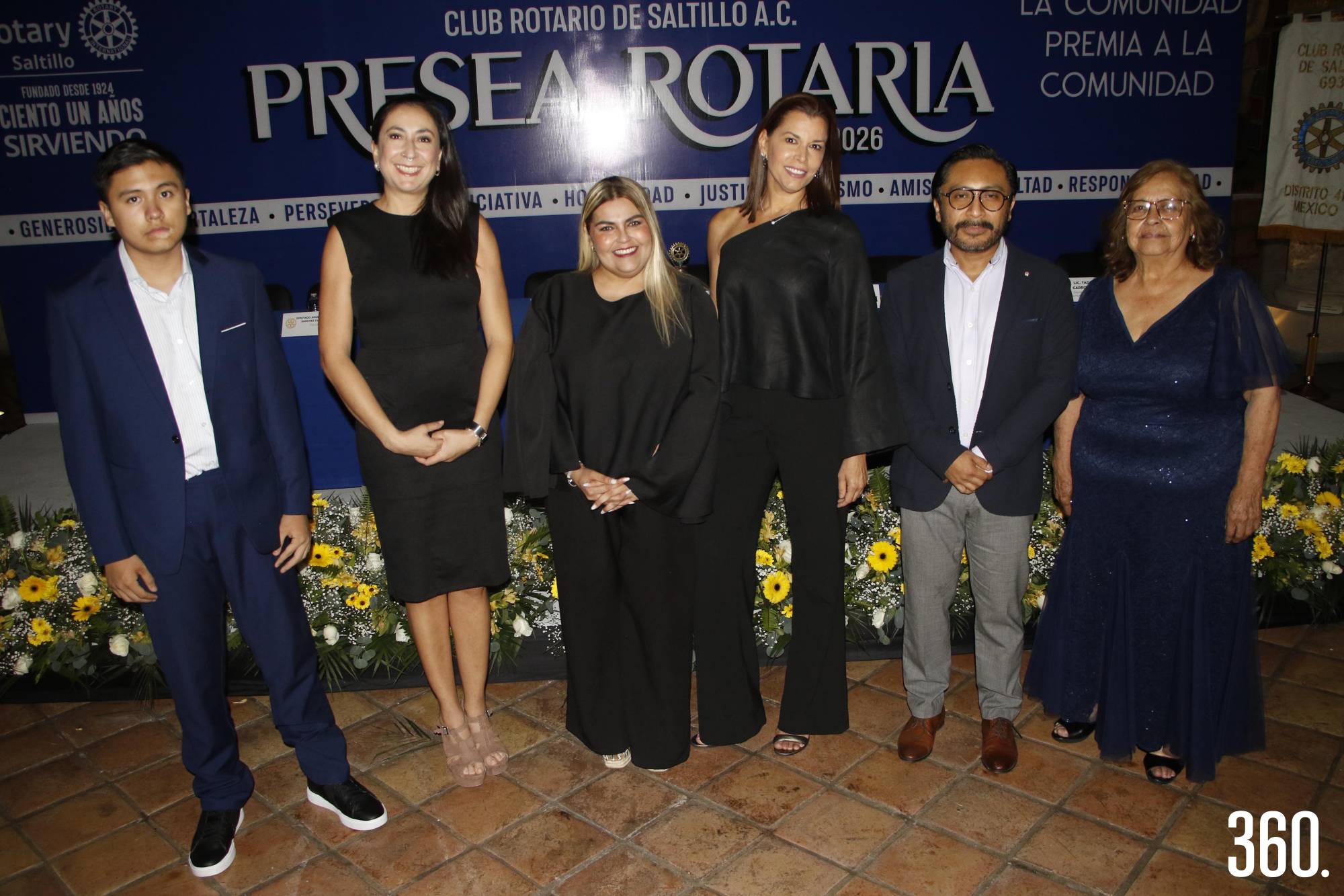 $!Los galardonados Gilberto Ledezma Juárez, Zaraí Salvador Matár, Aída Barrera Enciso, Silvia García-Rojas, Alberto Xicontécatl Carrasco y Maria Isabel Cepeda Corvera.