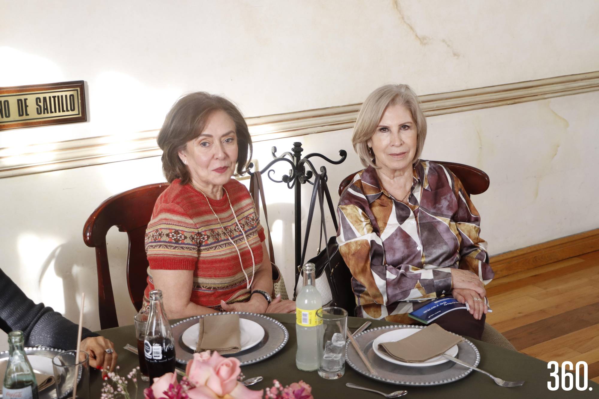 $!Luz María Siller y Rosy Almanza de Morales.