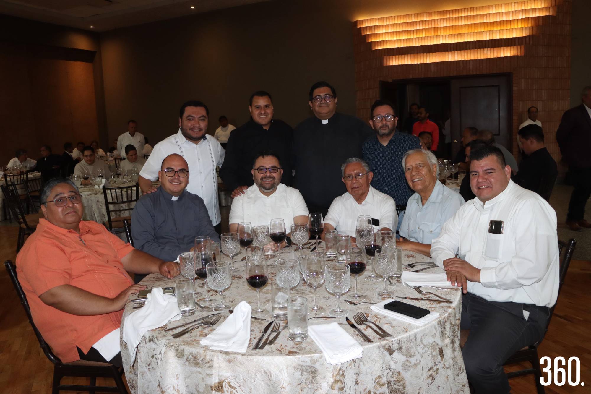 $!Padres invitados a la celebración.