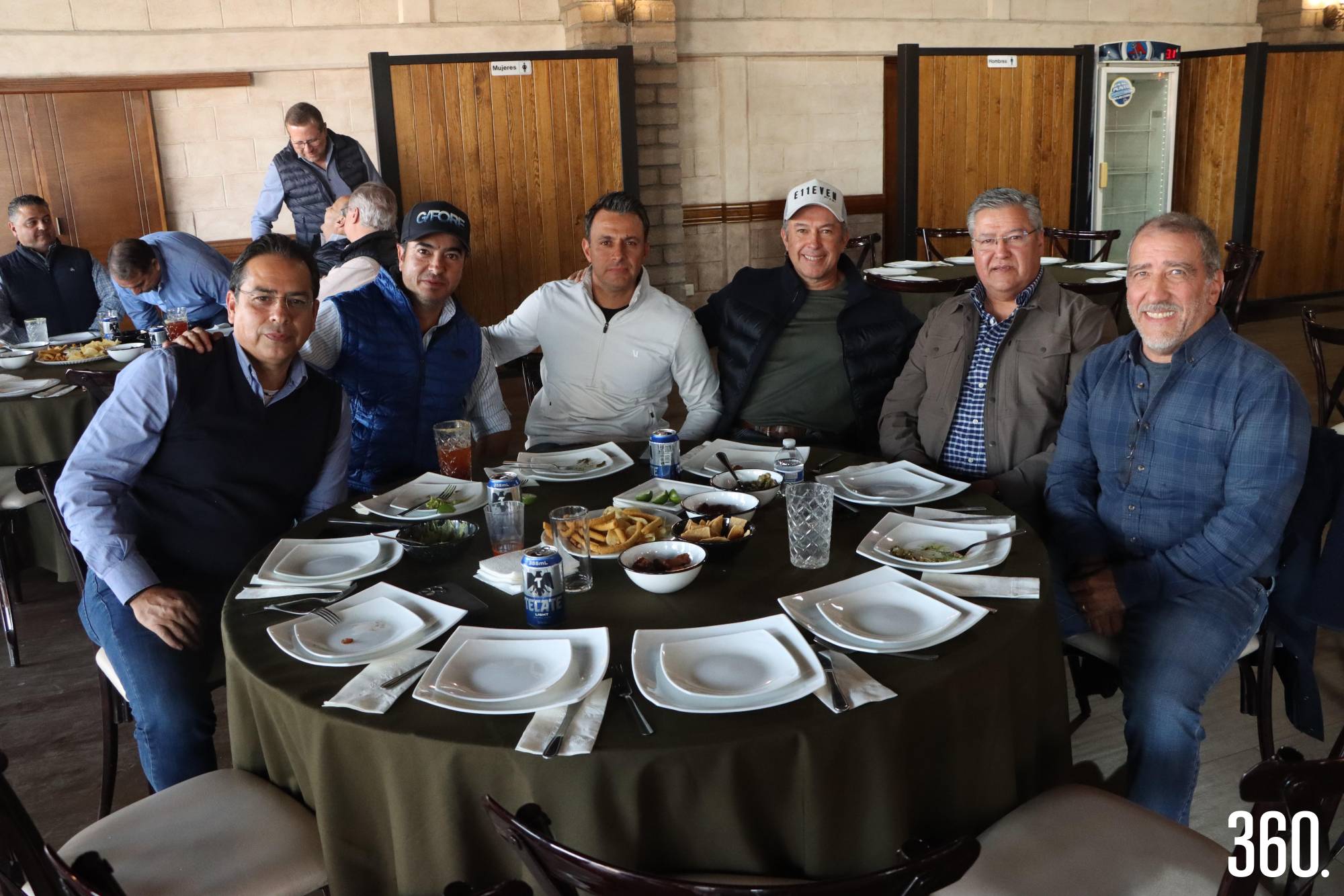 $!Gerardo de Santiago, Juan Pablo Valdés, Mauricio Ostos, Luis Fernando y Valeriano Valdés y Javier del Bosque.