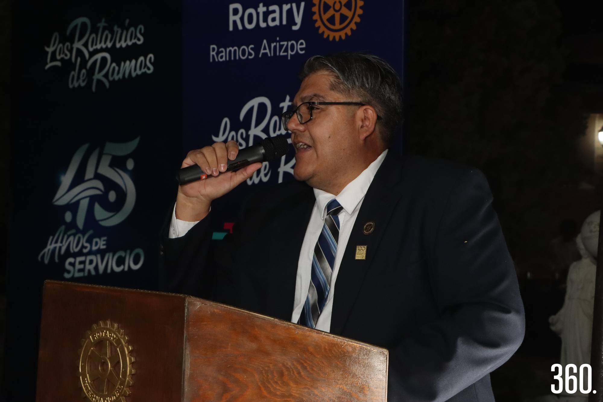 $!Integrantes del Club Rotario de San Nicolás de los Garza reconocieron la labor realizada durante 45 años por los rotarios de Ramos Arizpe.