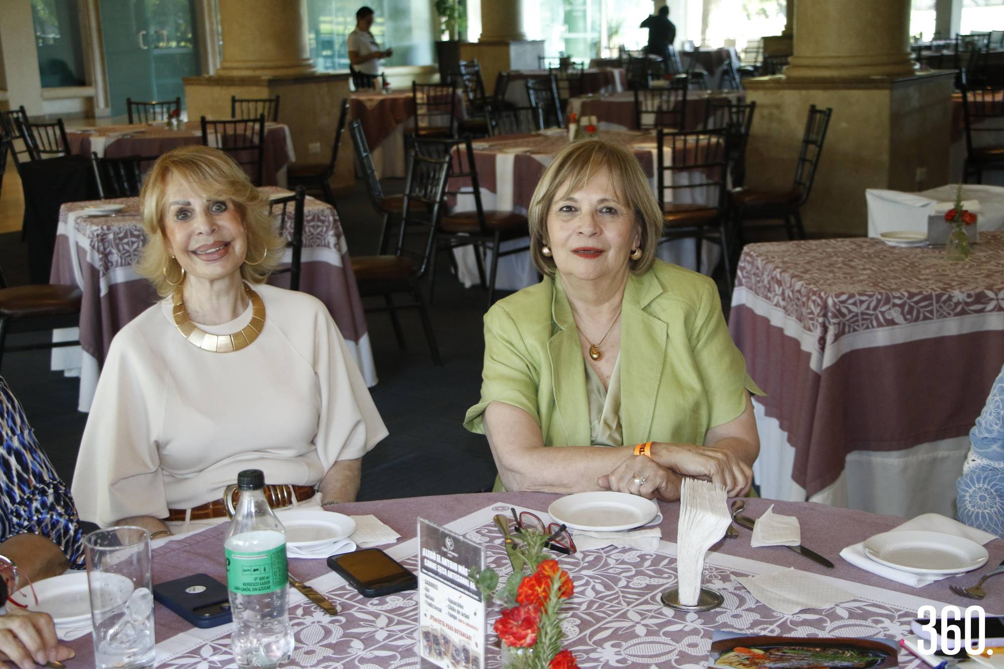 $!Luz María Caballero y Rosy Garza de Peart.