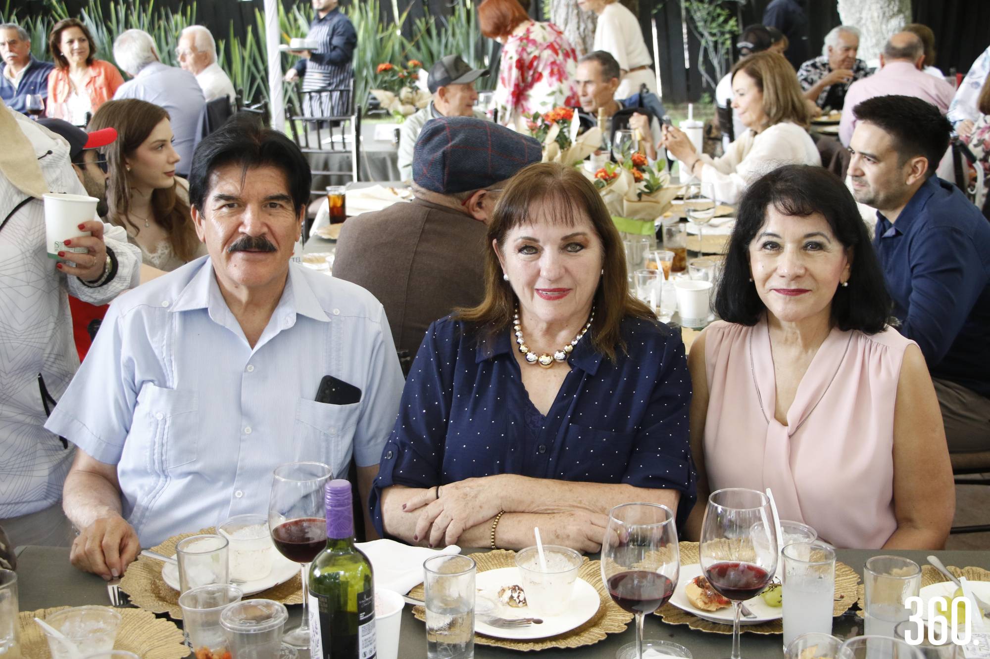 $!Gaspar Reyes, Sandra Peart y Lourdes Leos.