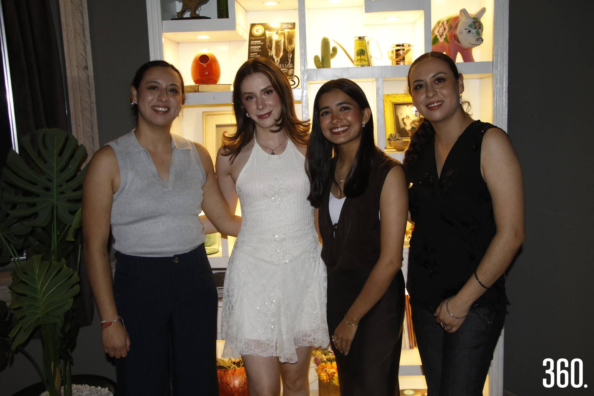 $!Mónica Burciaga, Sofía Medrano, Daniela Martínez y Mariana Burciaga.