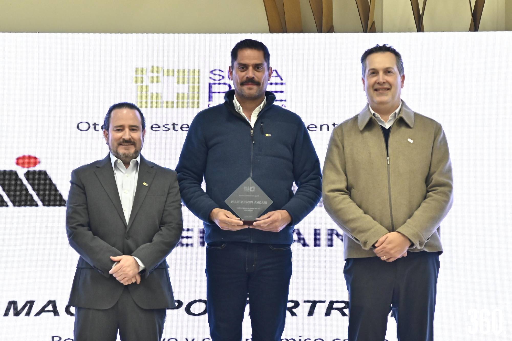 $!Reconocimiento a Magna Powertrain.