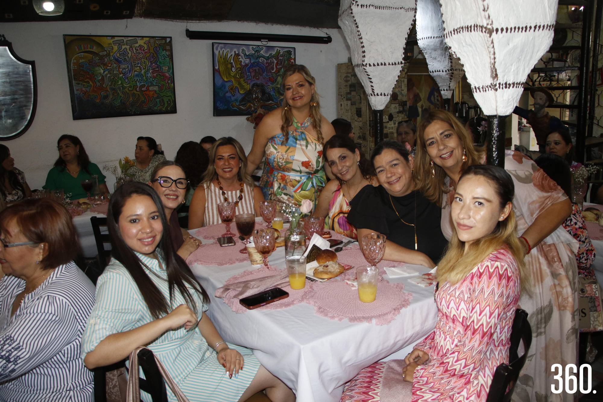 $!Rocío Galindo, Maru Mazorra, Male Garza, Mabel Farías, Paty Cantú, Cristina Cedillo, Claudia Farías y Estrella Ibarra.
