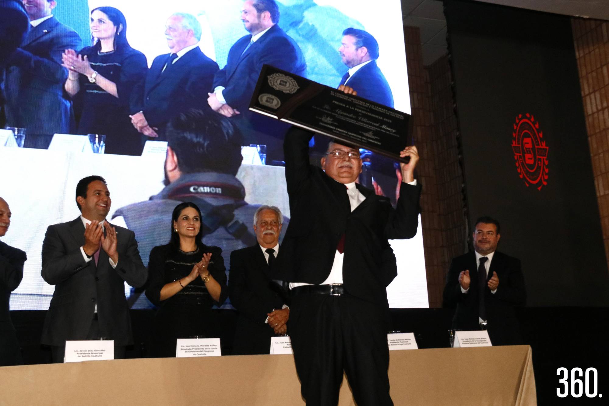 $!Alejandro Villarreal Mauri obtuvo la presea a la Perseverancia 2025.