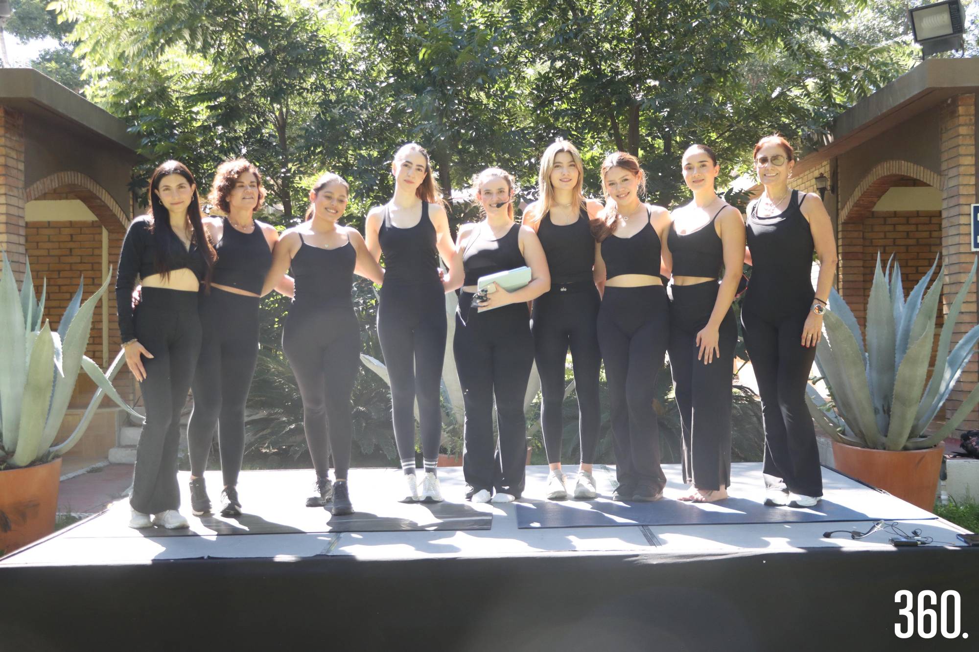 $!Equipo de instructoras.