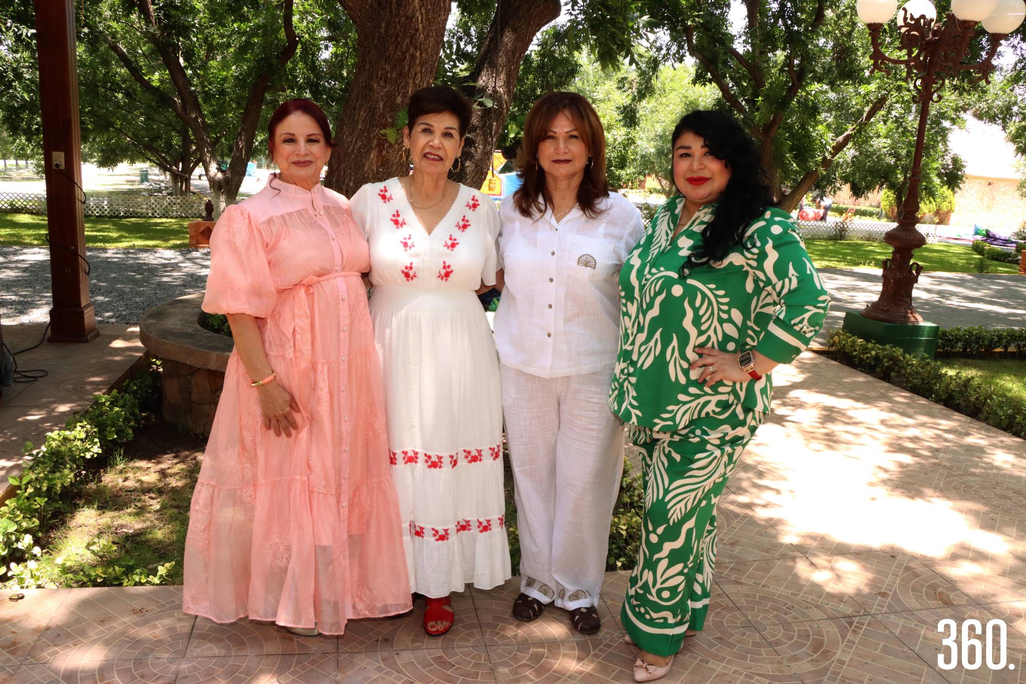 $!Marichuy, Olivia y Juany Arévalo acompañadas por Mary Hernández y Ana Pau Flores.