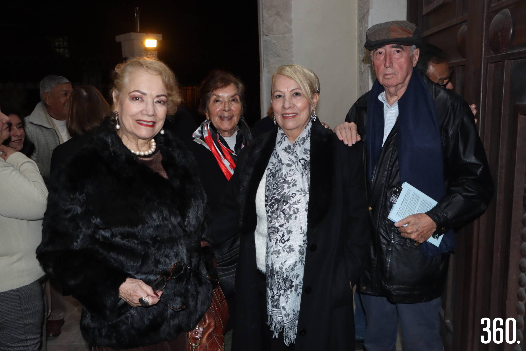 $!Lauren Guzmán, Ely Gutiérrez, Martha de Salinas y Arturo Salinas.