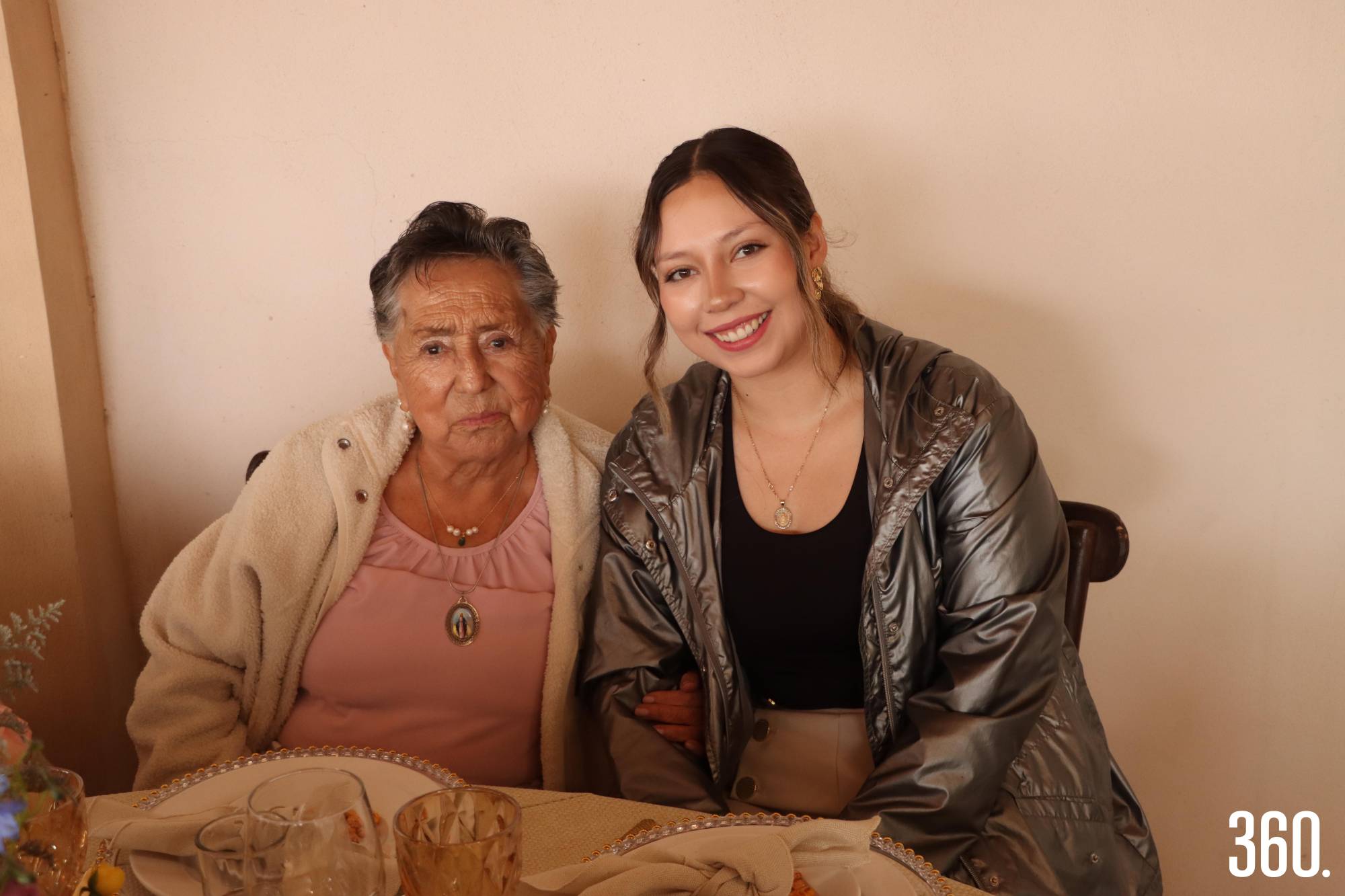 $!Paola González y Maura Reynoso.