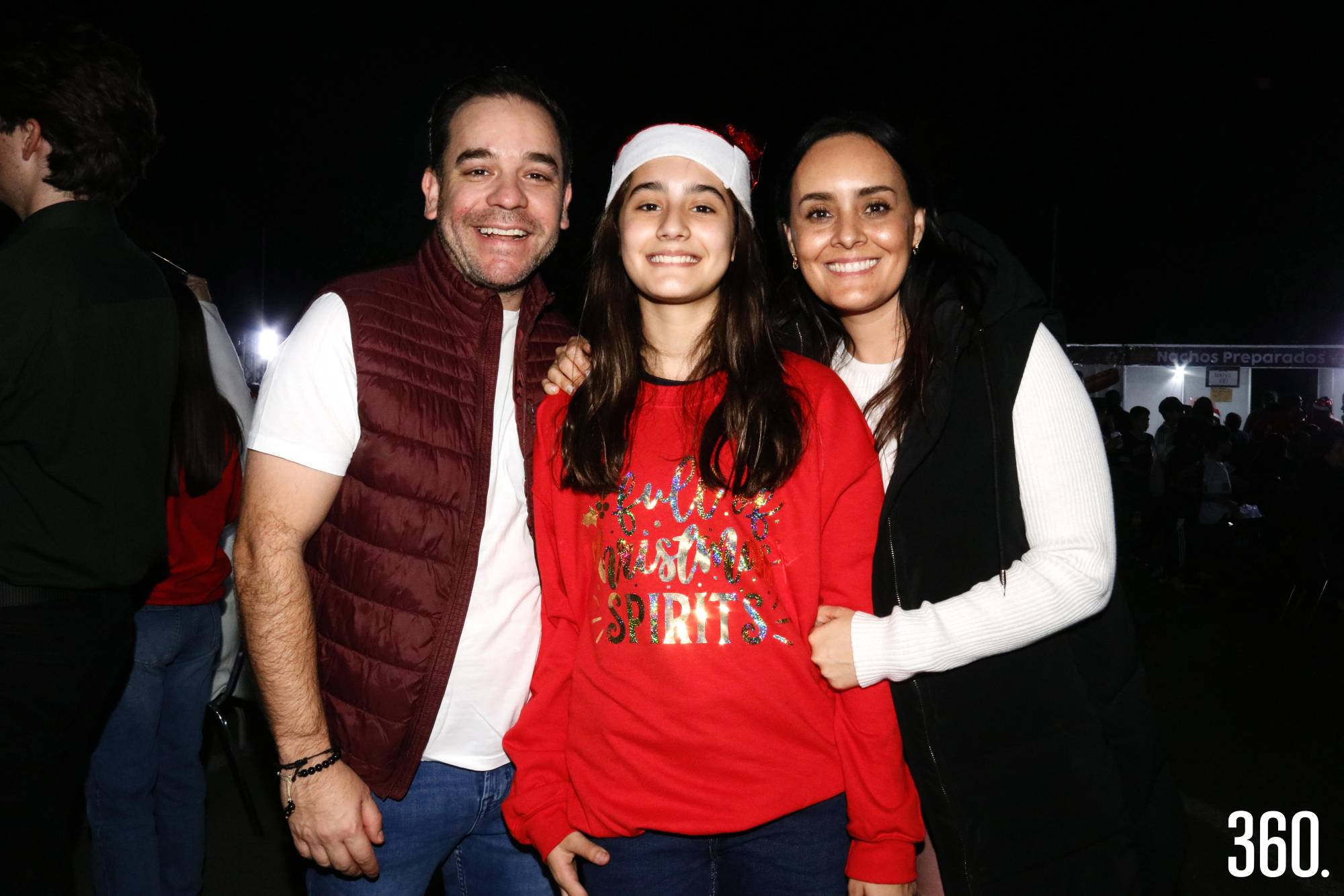 $!Humberto Baca y Mónica Huereca con su hija Regina.