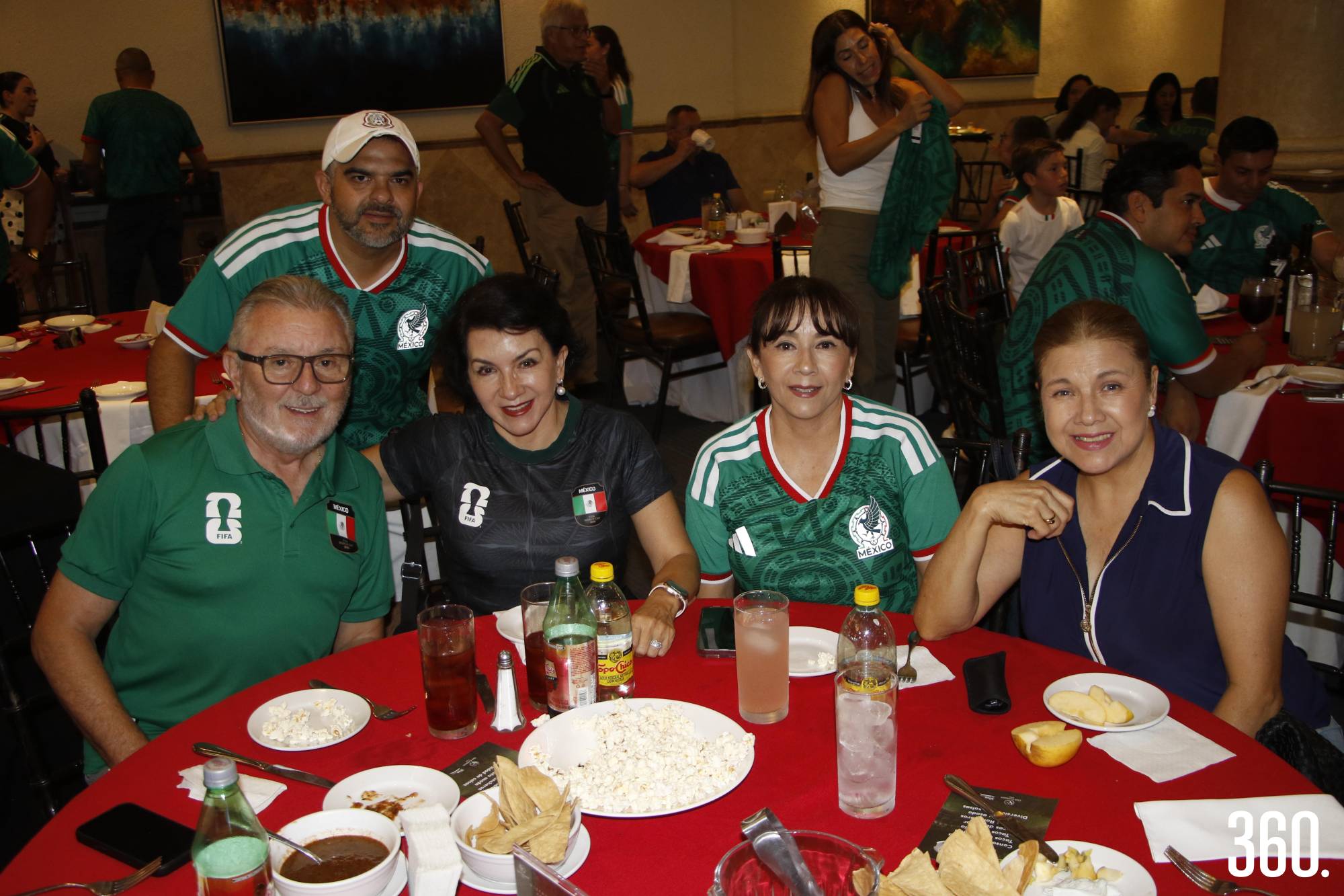 $!Gerardo Camacho, Agustin Espinosa, Myrna Cardoza, Martha Cardoza y Adriana Cardoza.