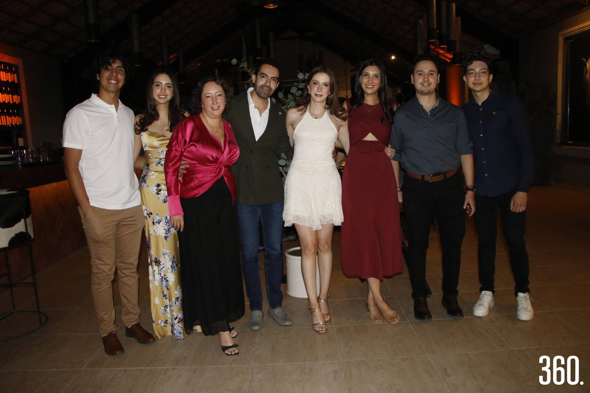 $!Carlo Montano, Regina Medrano, Belinda Dewey, Antonio Madrigal, Sofía y Mariel Medrano, Luis Alfonso Aguirre y Juan Pablo Medrano.