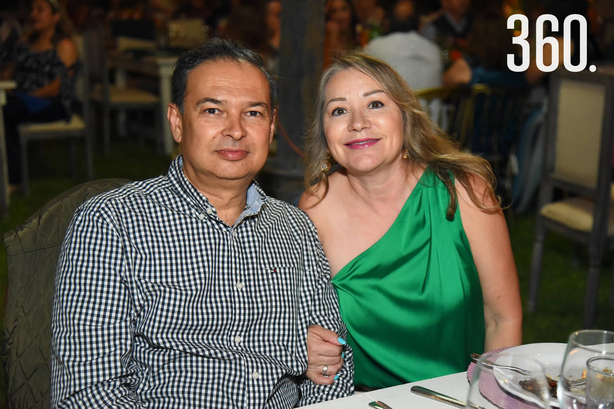 $!Roberto Martínez y Claudia Garza.