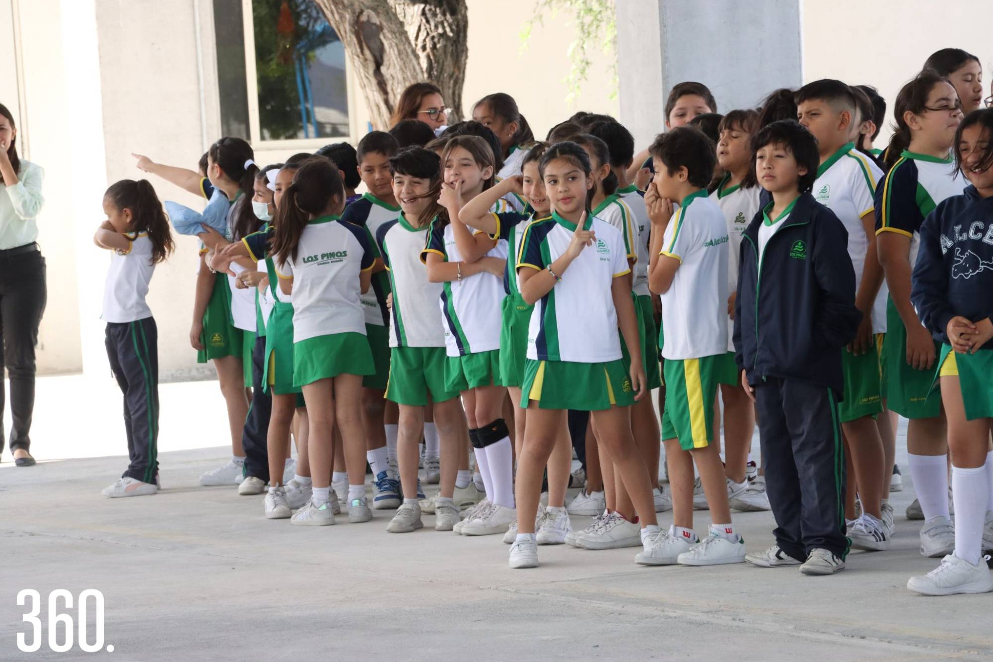 $!COLEGIO LOS PINOS INAUGURA TECHUMBRE
