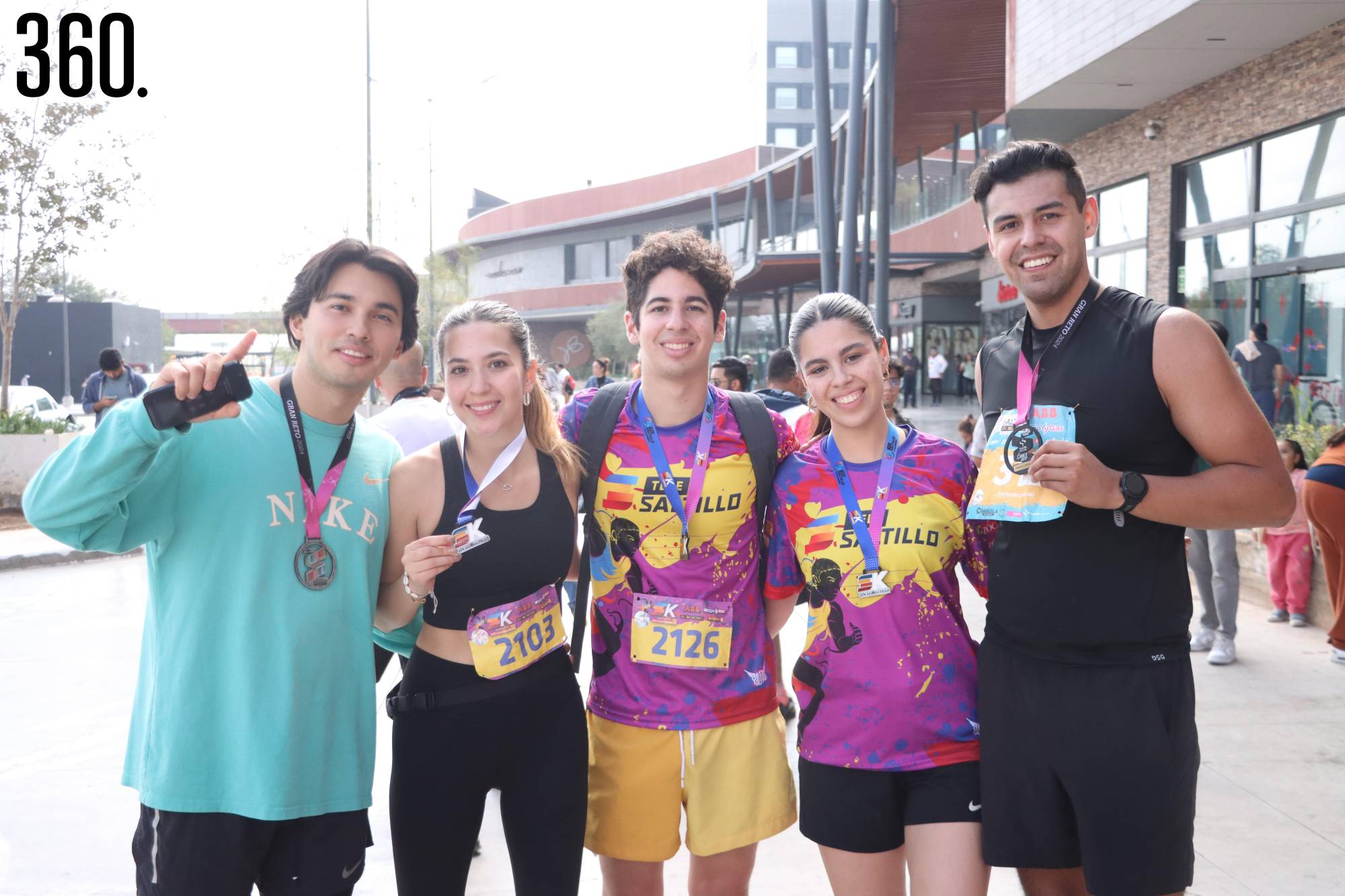 $!PARTICIPAN EN EL MARATÓN LA MODERNA