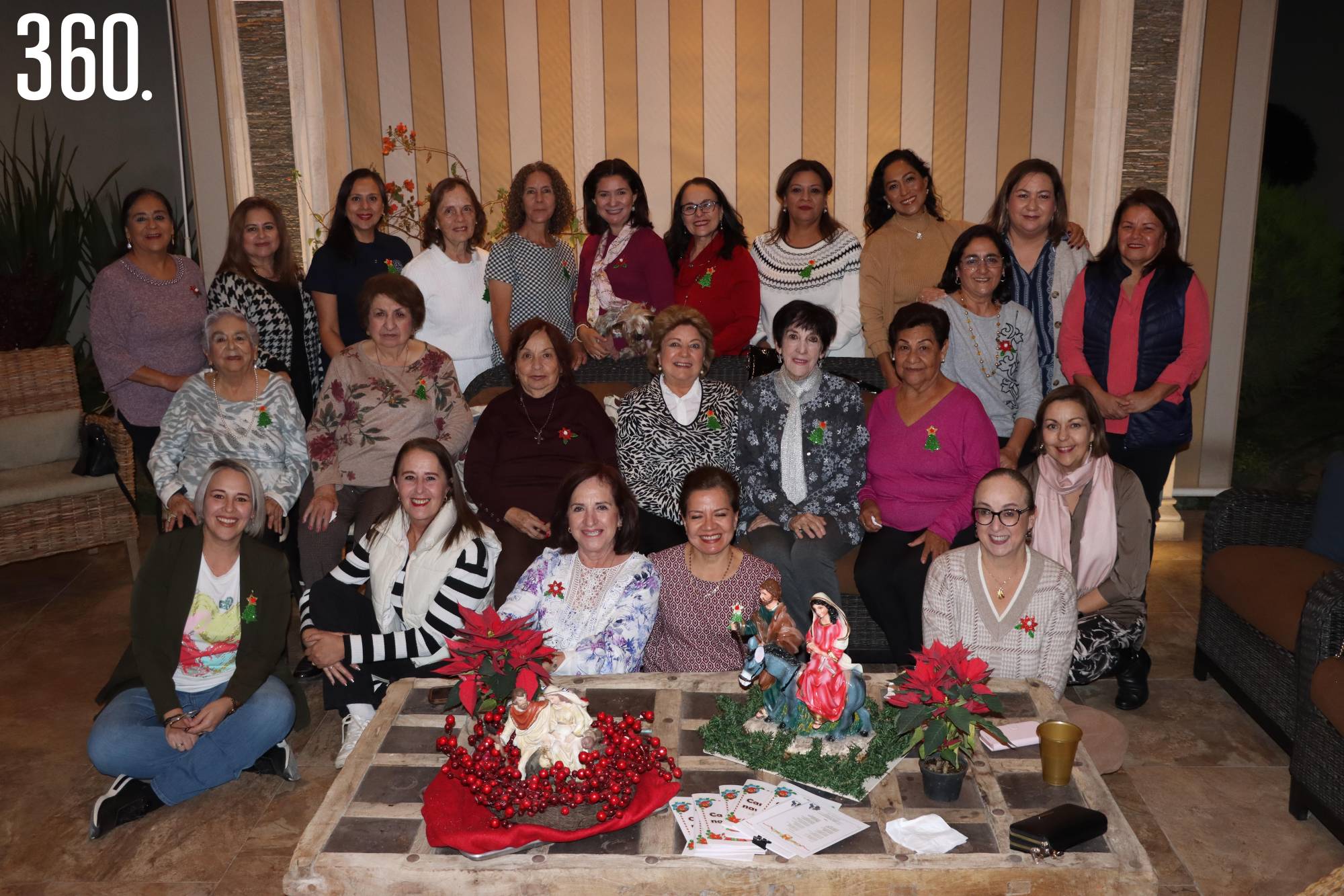 $!Asistentes a la posada.