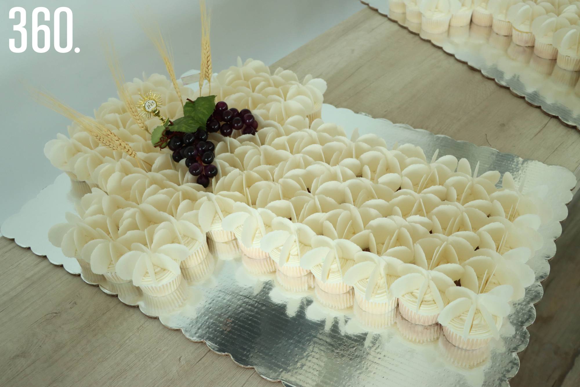 $!El pastel para los alumnos.