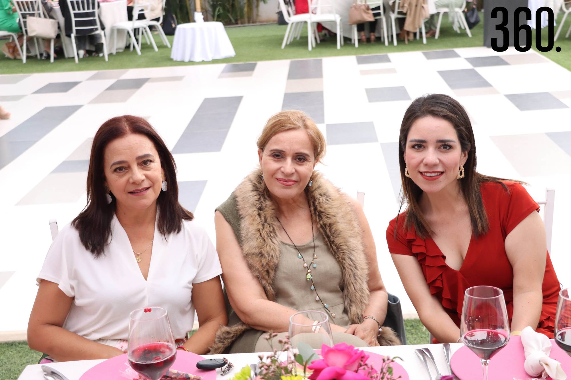$!Ceci Flores, Aracely Flores y Samantha Reyna.