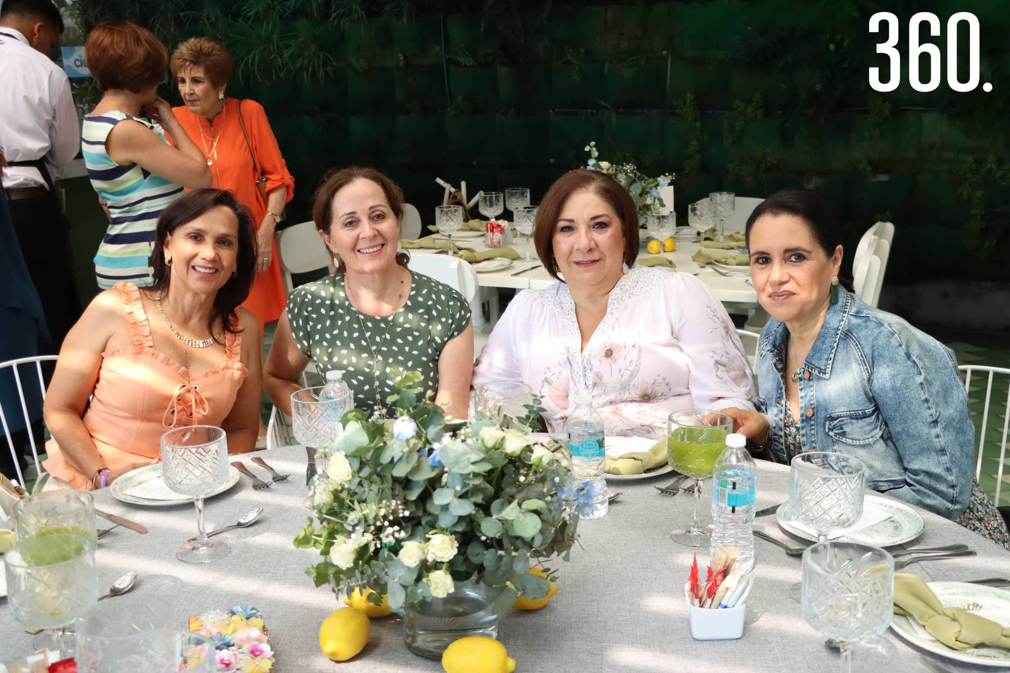 $!Lili Salinas, Elsa Arsuaga, Claudia Sánchez y Adriana Salinas.