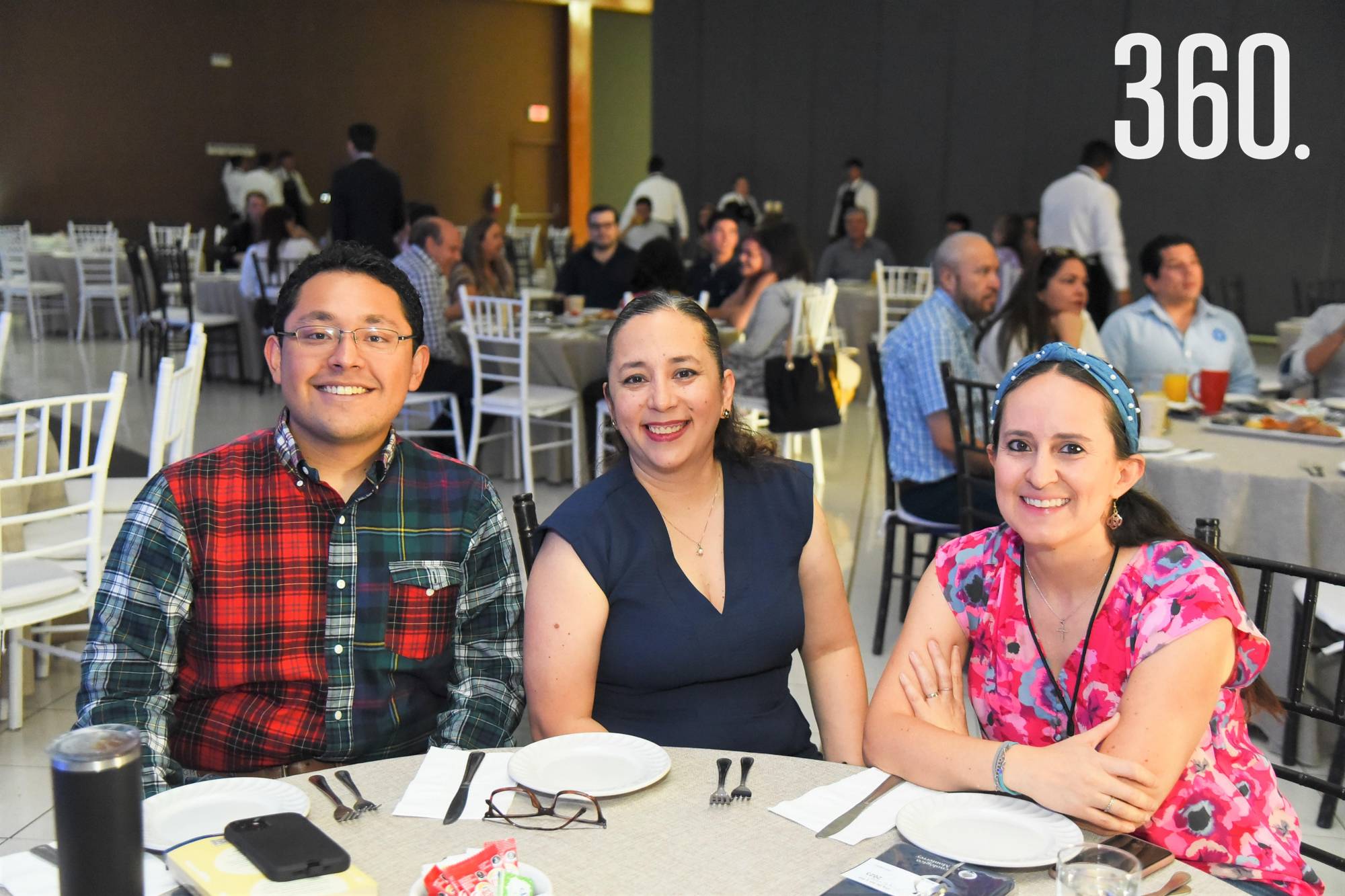$!Sebastián Cepeda, Mónica Maluí y Betty Vásquez.