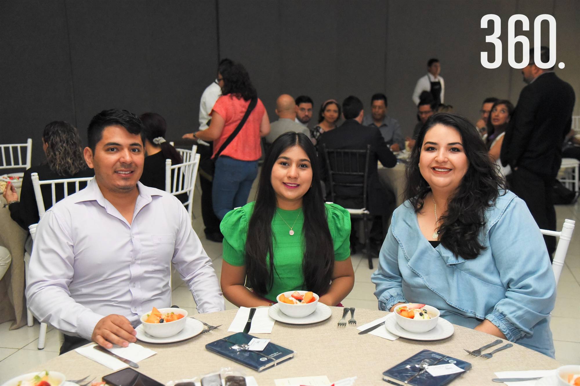 $!Alan Aguirre, Paola Sánchez y Brisa Sánchez.
