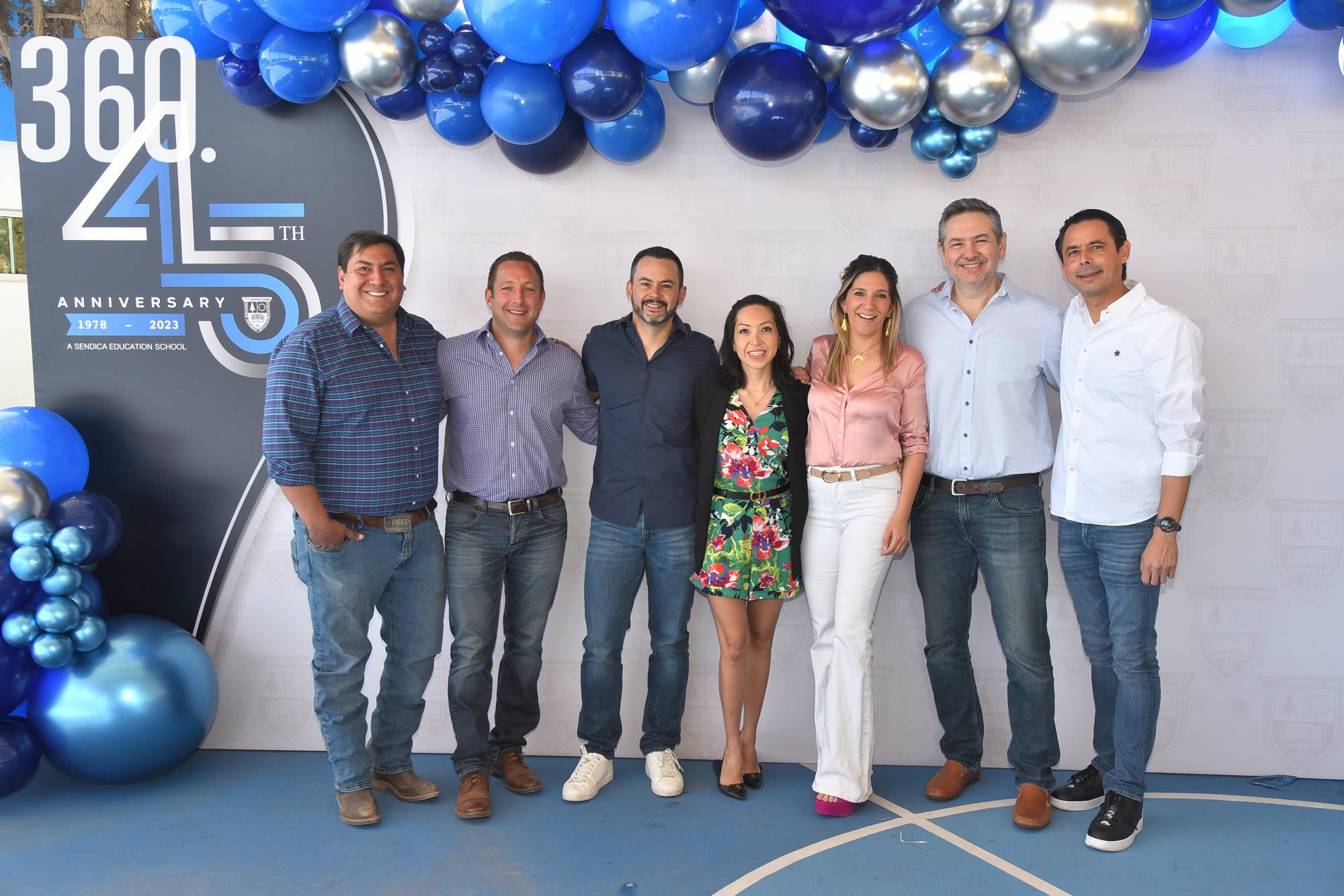 $!Marcos Trejo, Galwin Dewey, Alejandro Blasco, Brenda y Daniela Siller, Francisco Coss y Jorge López.