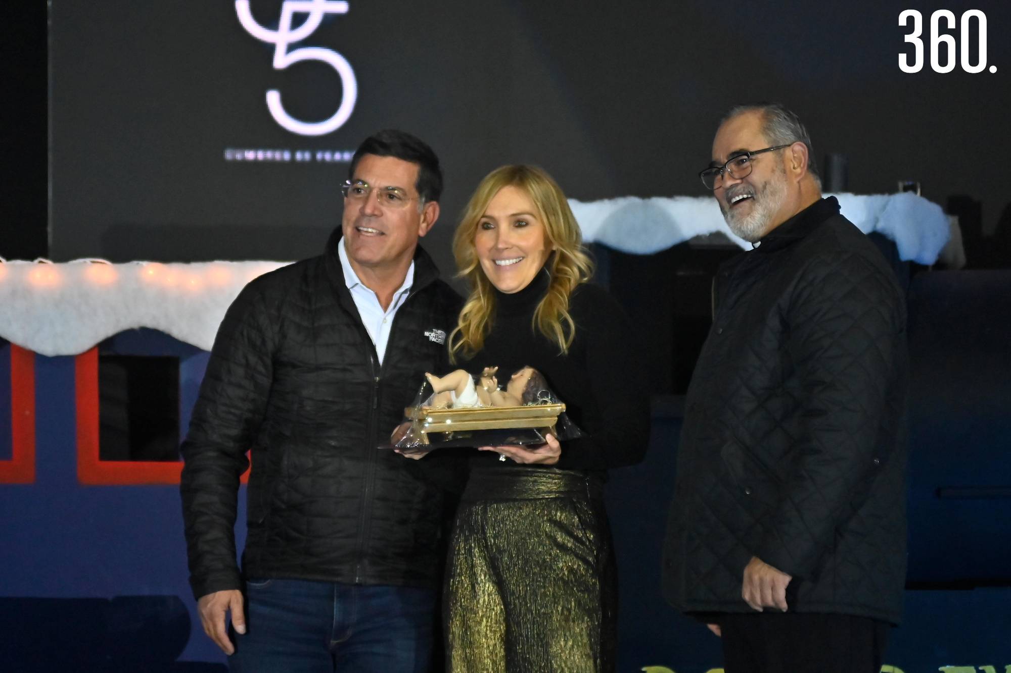 $!El tercer niño Dios se entregó a la familia Ramos Sáenz.